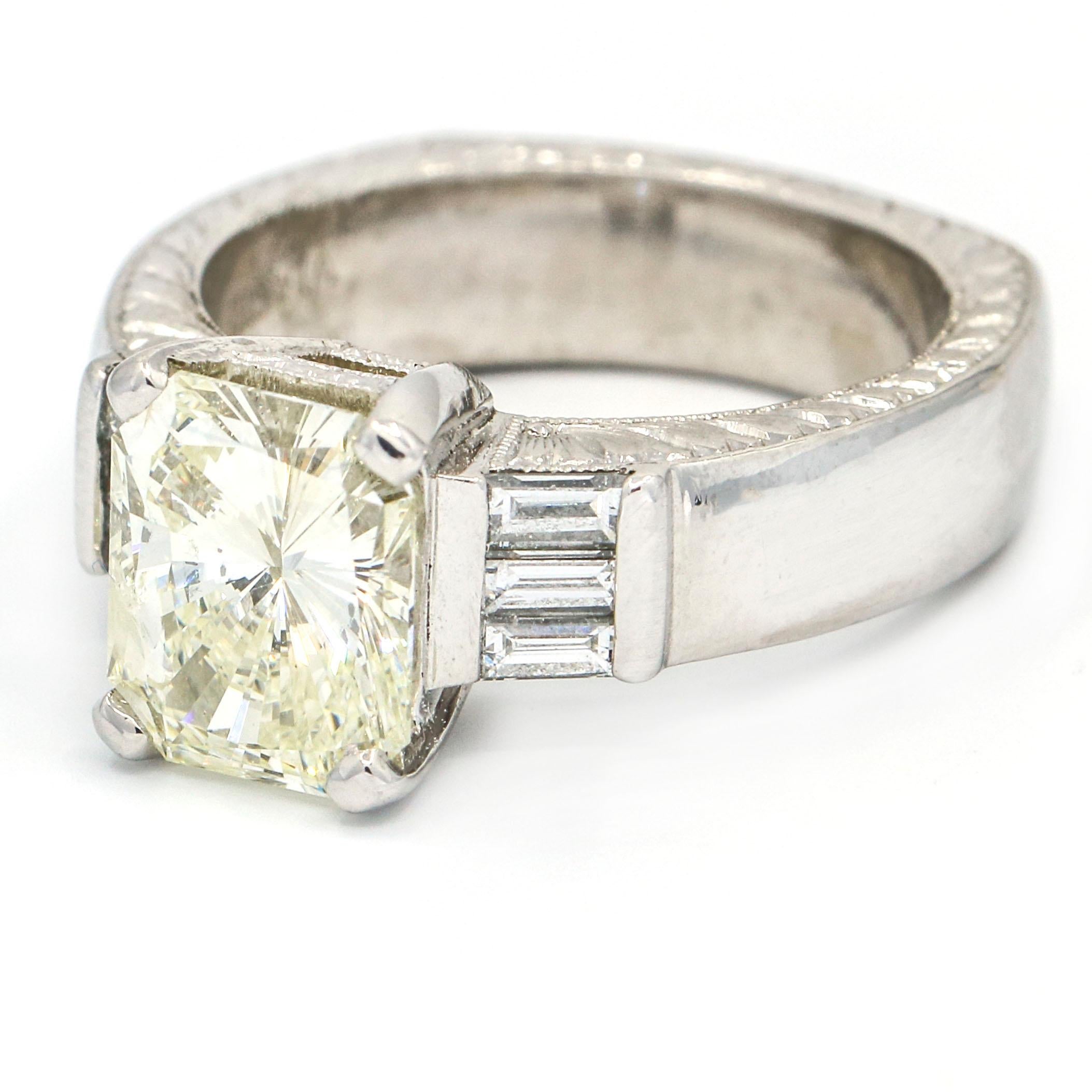 Viachi 2.53 Carat Platinum Modified Cushion Diamond Engagement Ring For Sale 3