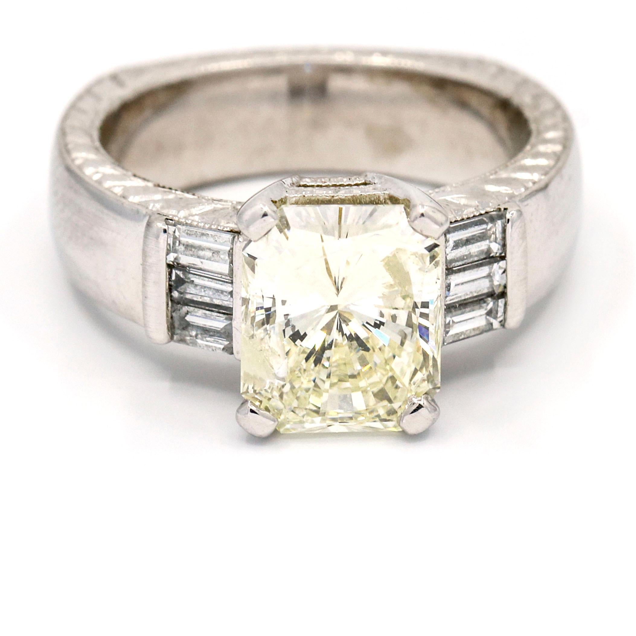 Contemporary Viachi 2.53 Carat Platinum Modified Cushion Diamond Engagement Ring For Sale