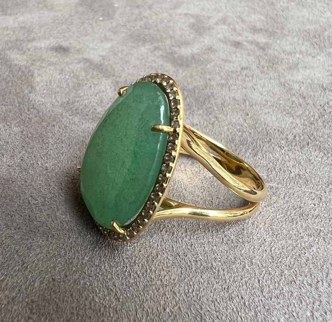 Contemporary Vianna Brasil Gold Green Aventurine Quartz Diamond Cocktail Ring For Sale