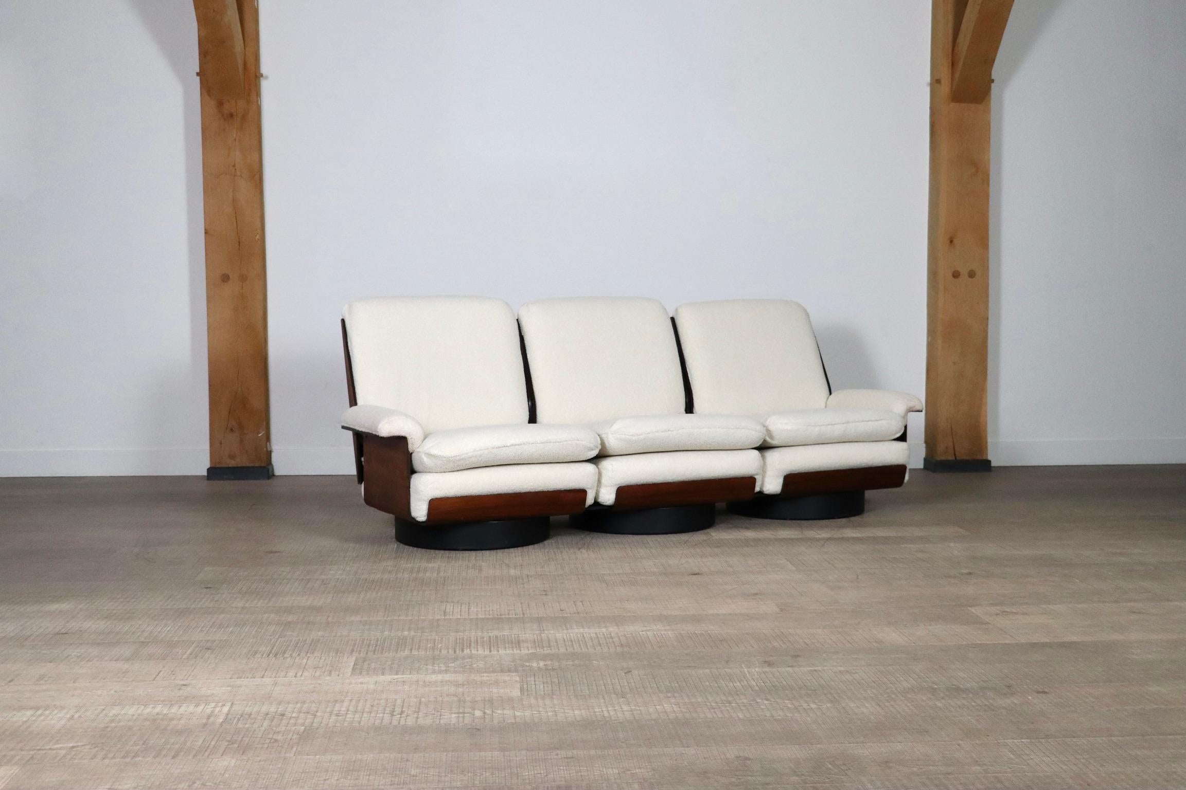 Viborg Sofa And Armchairs By Bernard Brunier For Coulon, 1960s For Sale 7