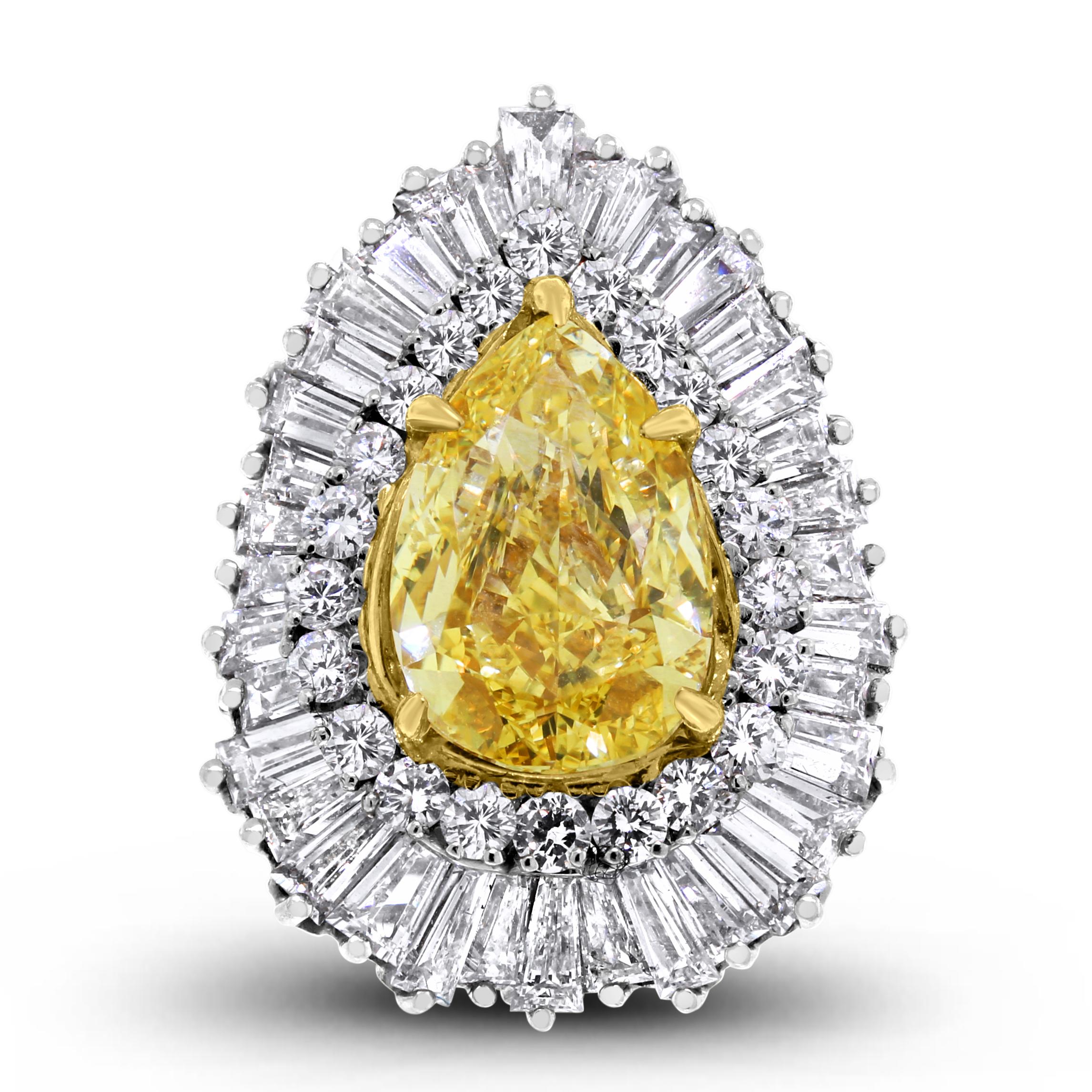 En vente :  Bague et pendentif de 5,01 carats en forme de poire, diamant jaune intense fantaisie GIA 5