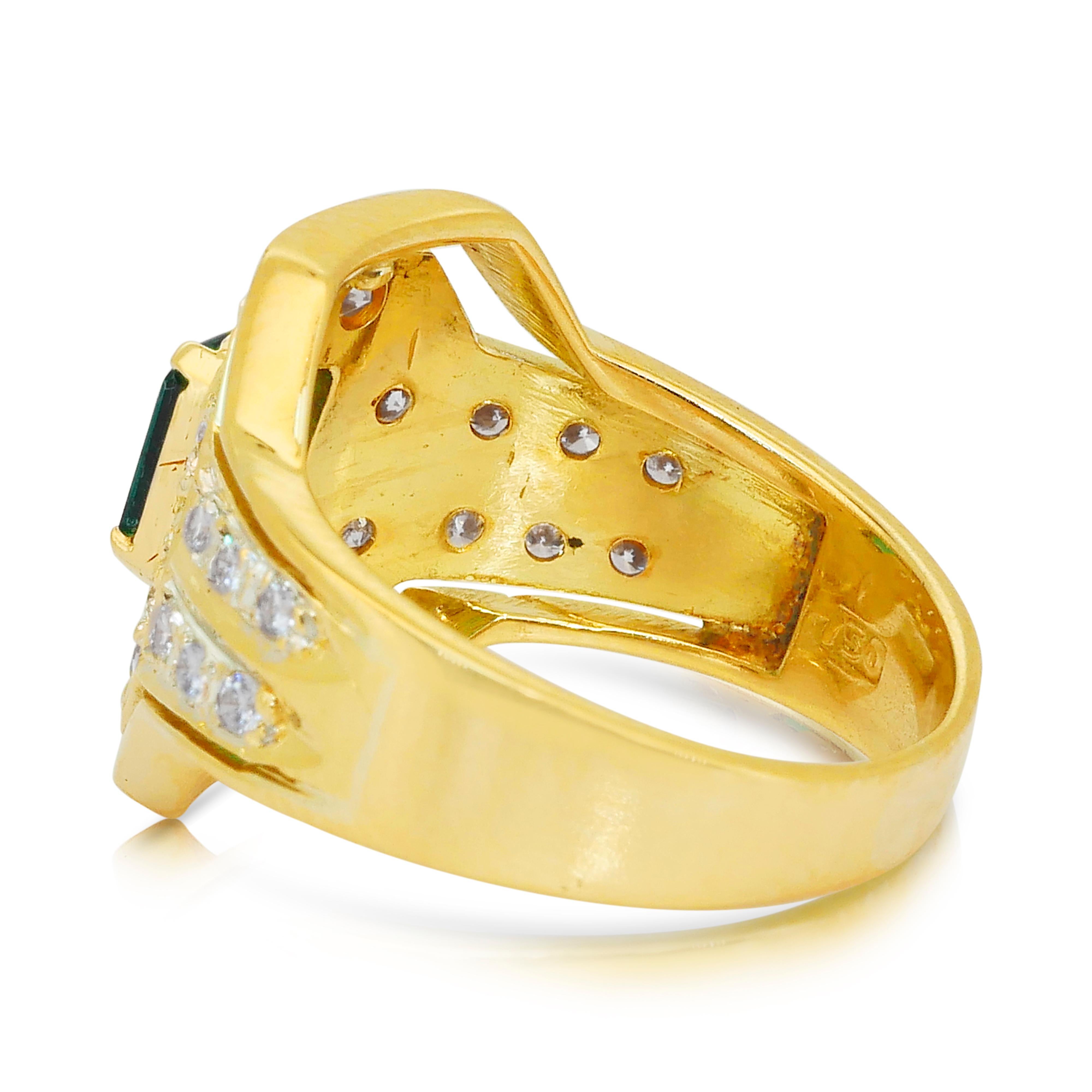 Vibrante Anillo de Cóctel de Oro Amarillo de 18 quilates con Esmeralda y Diamantes de 1,52 quilates en Nuevo estado para la venta en רמת גן, IL