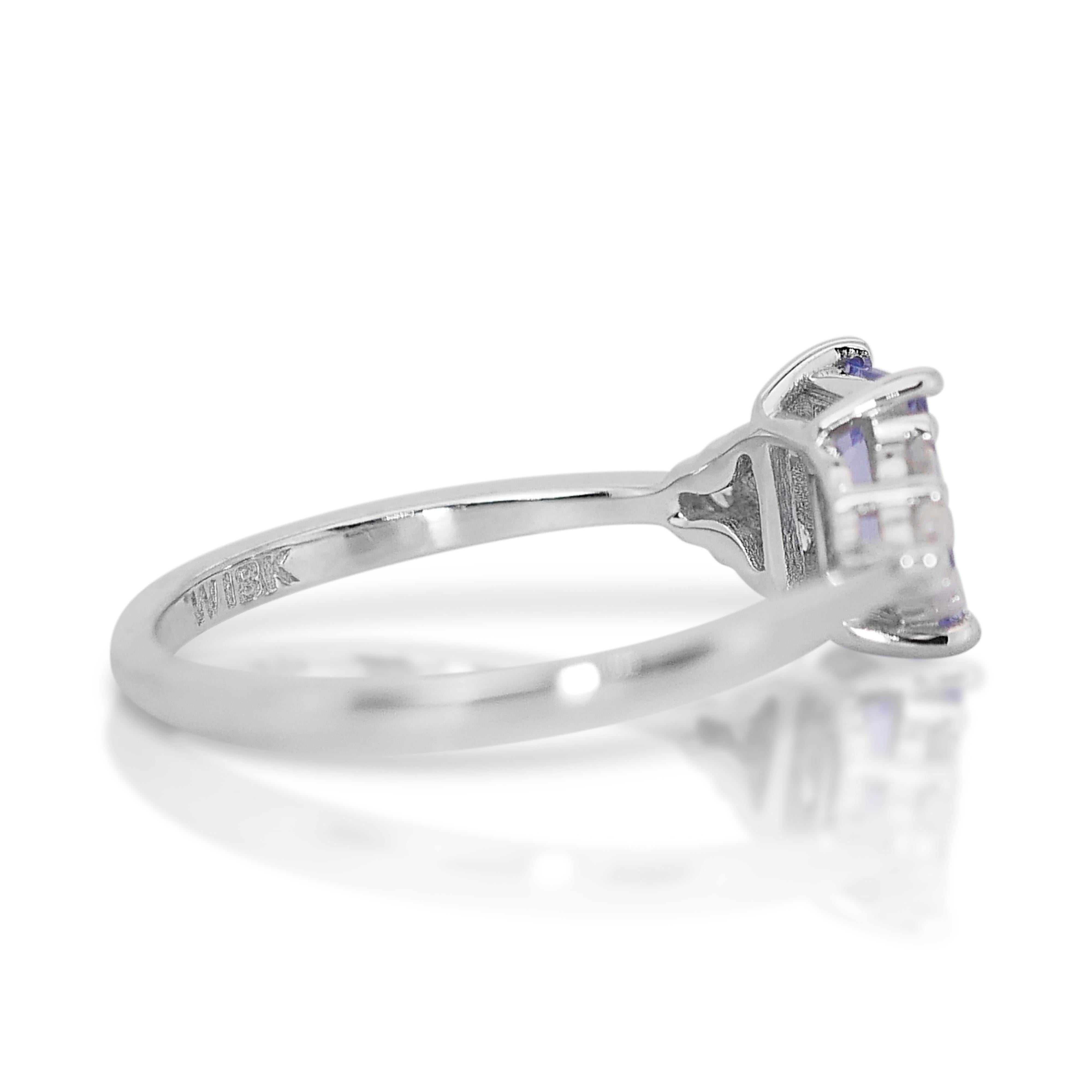 Women's Vibrant 18k White Gold Tanzanite and Diamond Pave Ring w/1.07 ct - IGI Certified For Sale