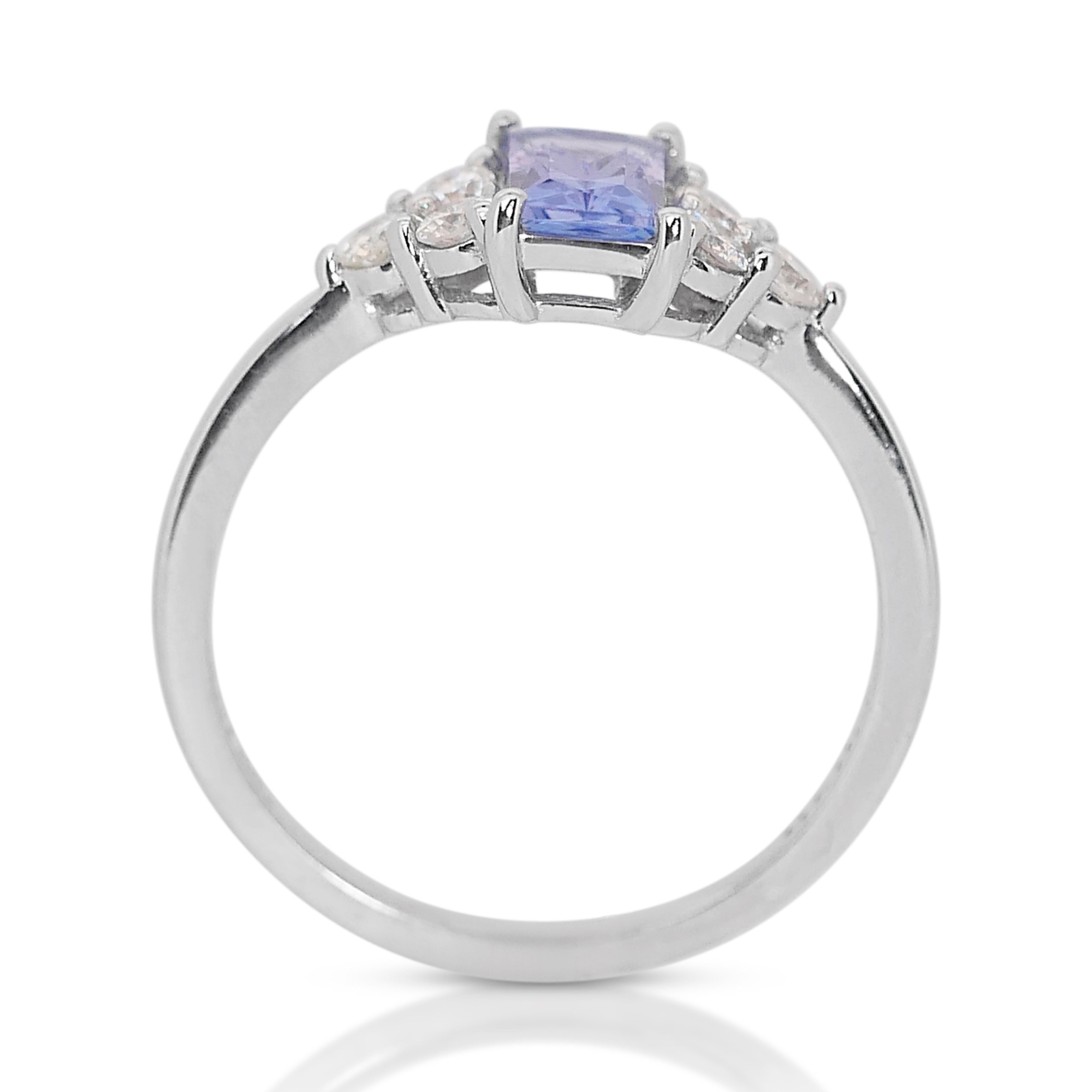 Vibrant 18k White Gold Tanzanite and Diamond Pave Ring w/1.07 ct - IGI Certified For Sale 2
