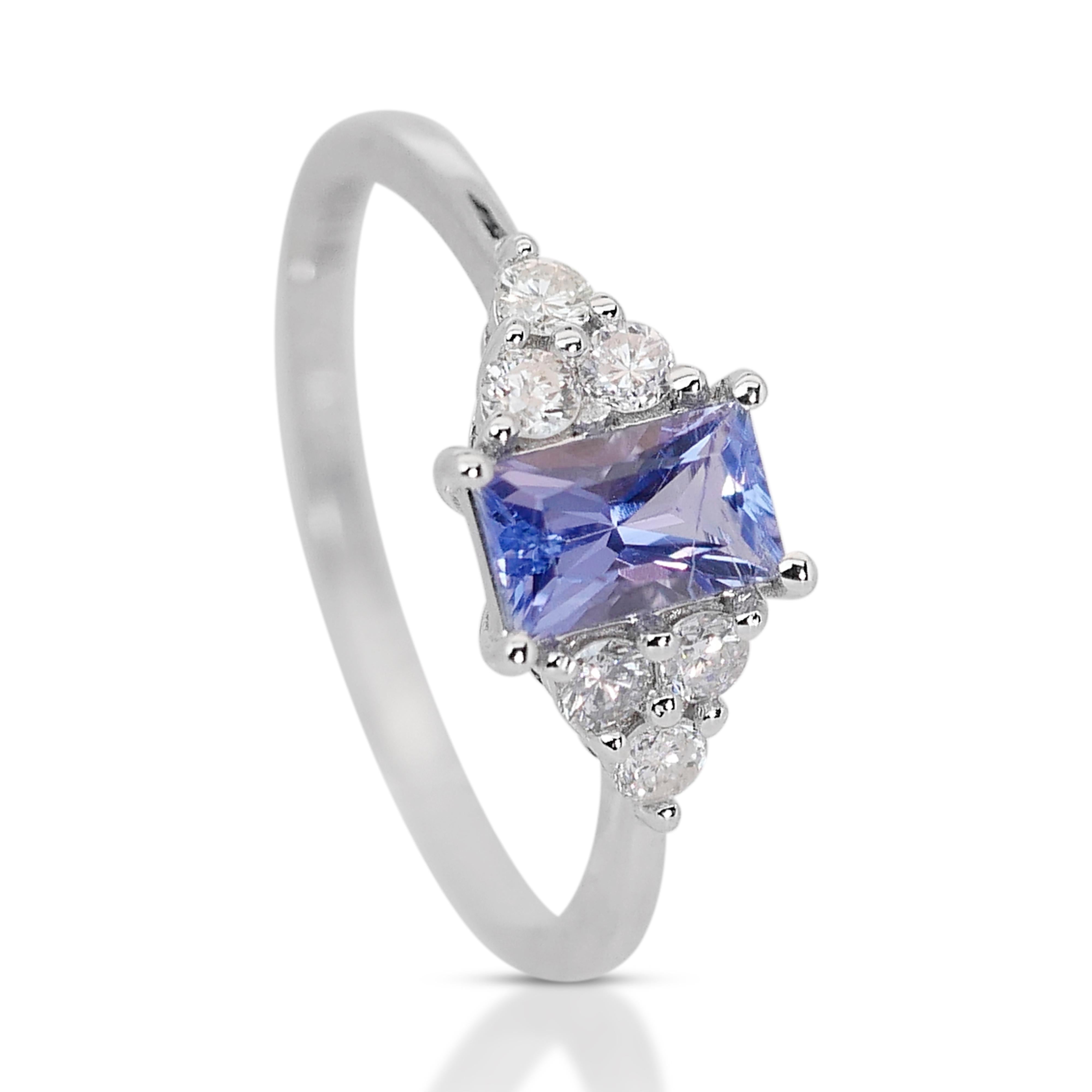 Vibrant 18k White Gold Tanzanite and Diamond Pave Ring w/1.07 ct - IGI Certified For Sale 4