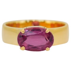 Vibrant 2.20ct Tourmaline Solitaire Ring in 18k Yellow Gold - IGI Certified