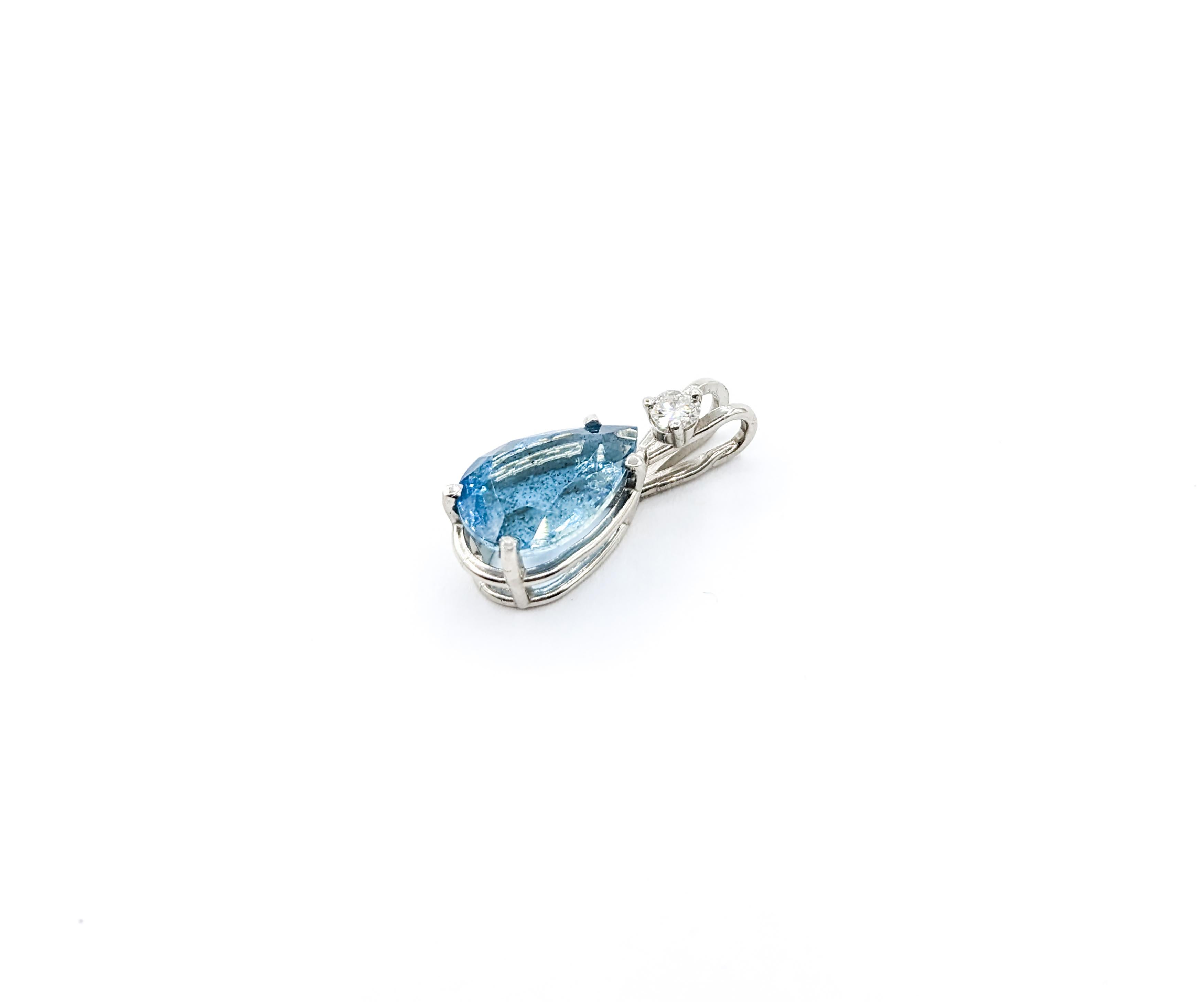 Vibrant 3.4ct Aquamarine & Diamond Platinum Pendant For Sale 1