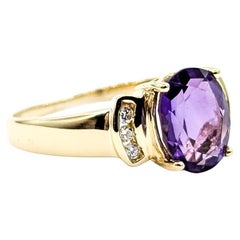 Vibrant Amethyst 
Diamond Ring in 14k Yellow Gold