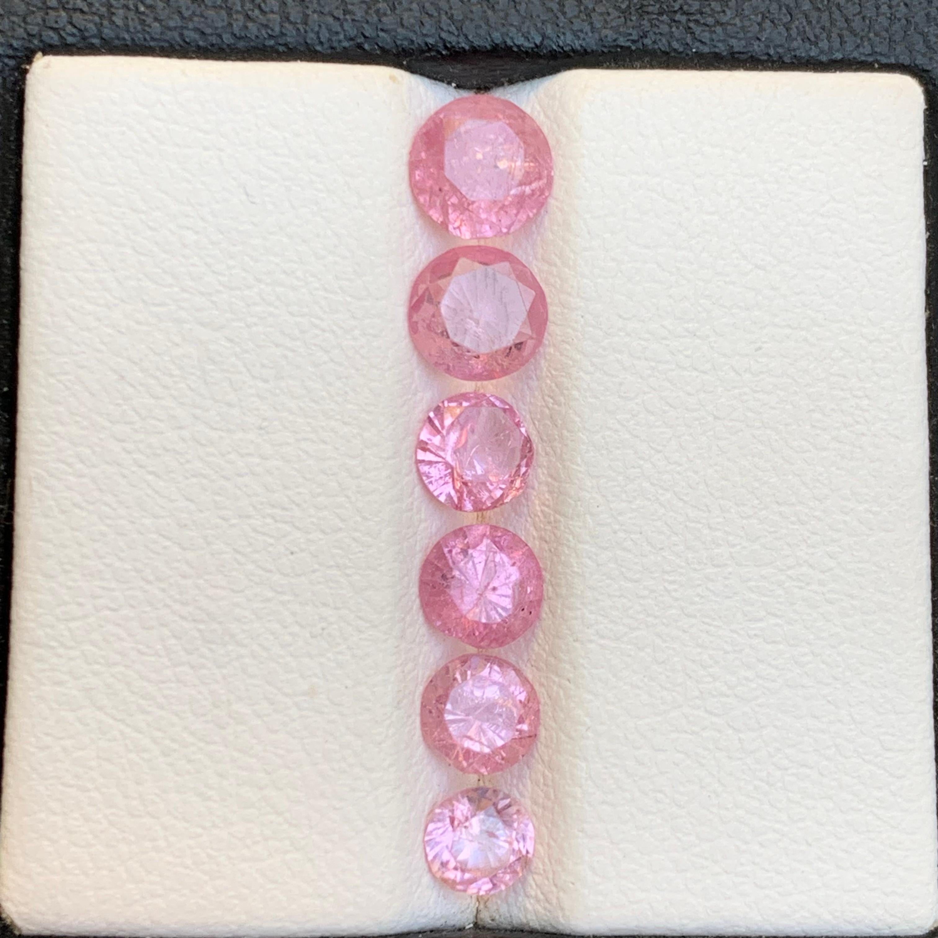 Vibrante Espinela Rosa Bebé 3.27 Ct Natural Piedras preciosas sueltas Tamaño de la joyería Lote-Ronda en Nuevo estado para la venta en Peshawar, PK