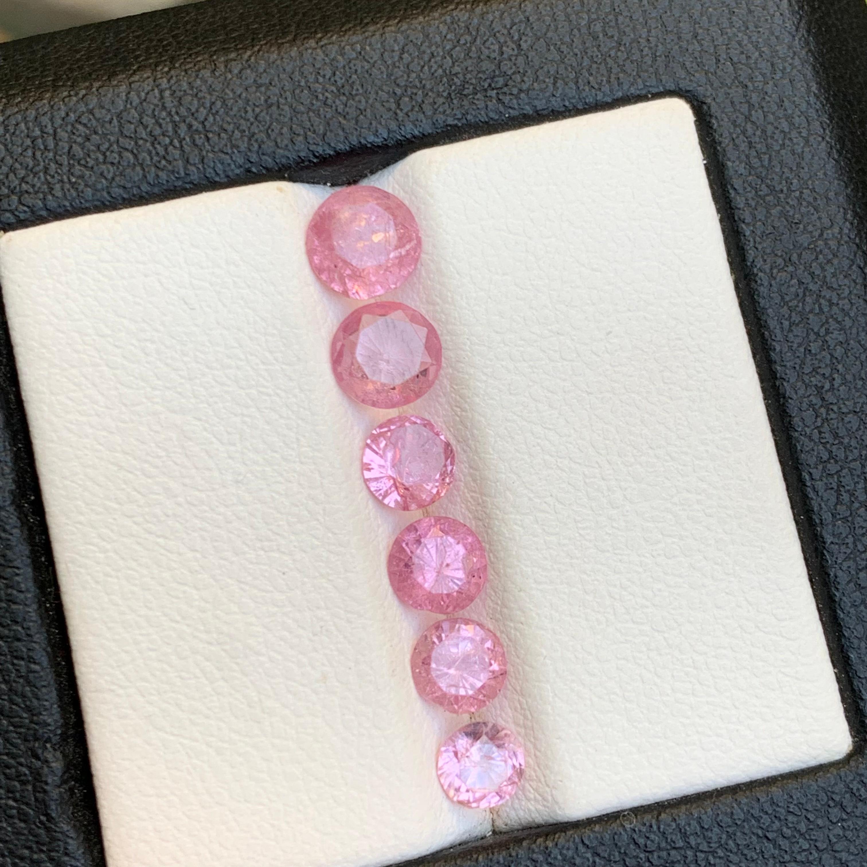 Femenino o masculino Vibrante Espinela Rosa Bebé 3.27 Ct Natural Piedras preciosas sueltas Tamaño de la joyería Lote-Ronda en venta