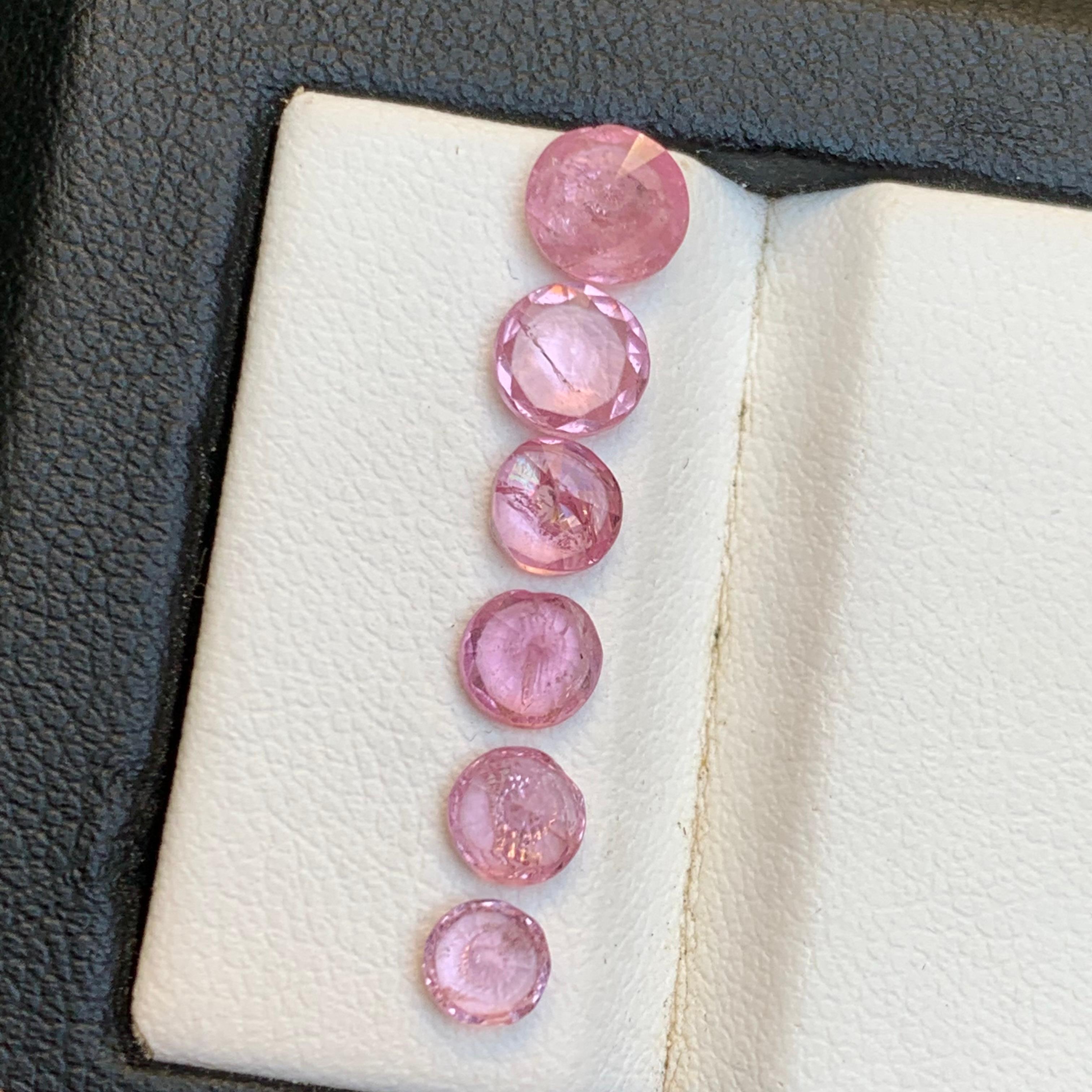 Vibrante Espinela Rosa Bebé 3.27 Ct Natural Piedras preciosas sueltas Tamaño de la joyería Lote-Ronda en venta 1