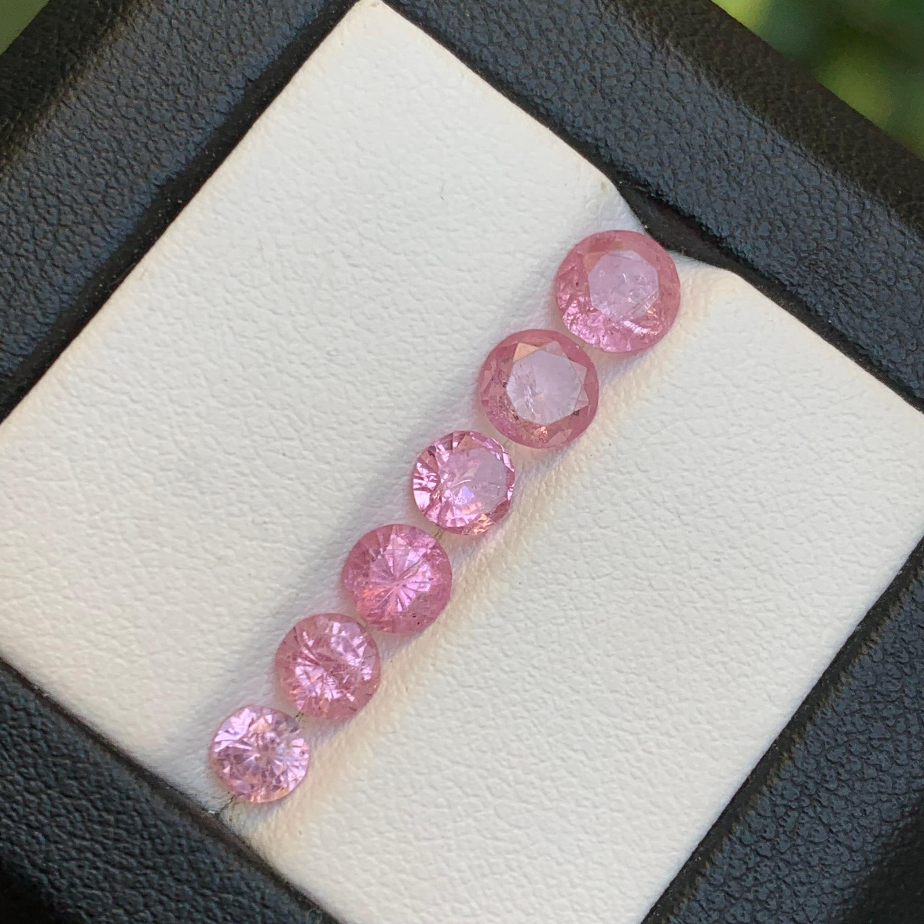 Vibrante Espinela Rosa Bebé 3.27 Ct Natural Piedras preciosas sueltas Tamaño de la joyería Lote-Ronda en venta 3