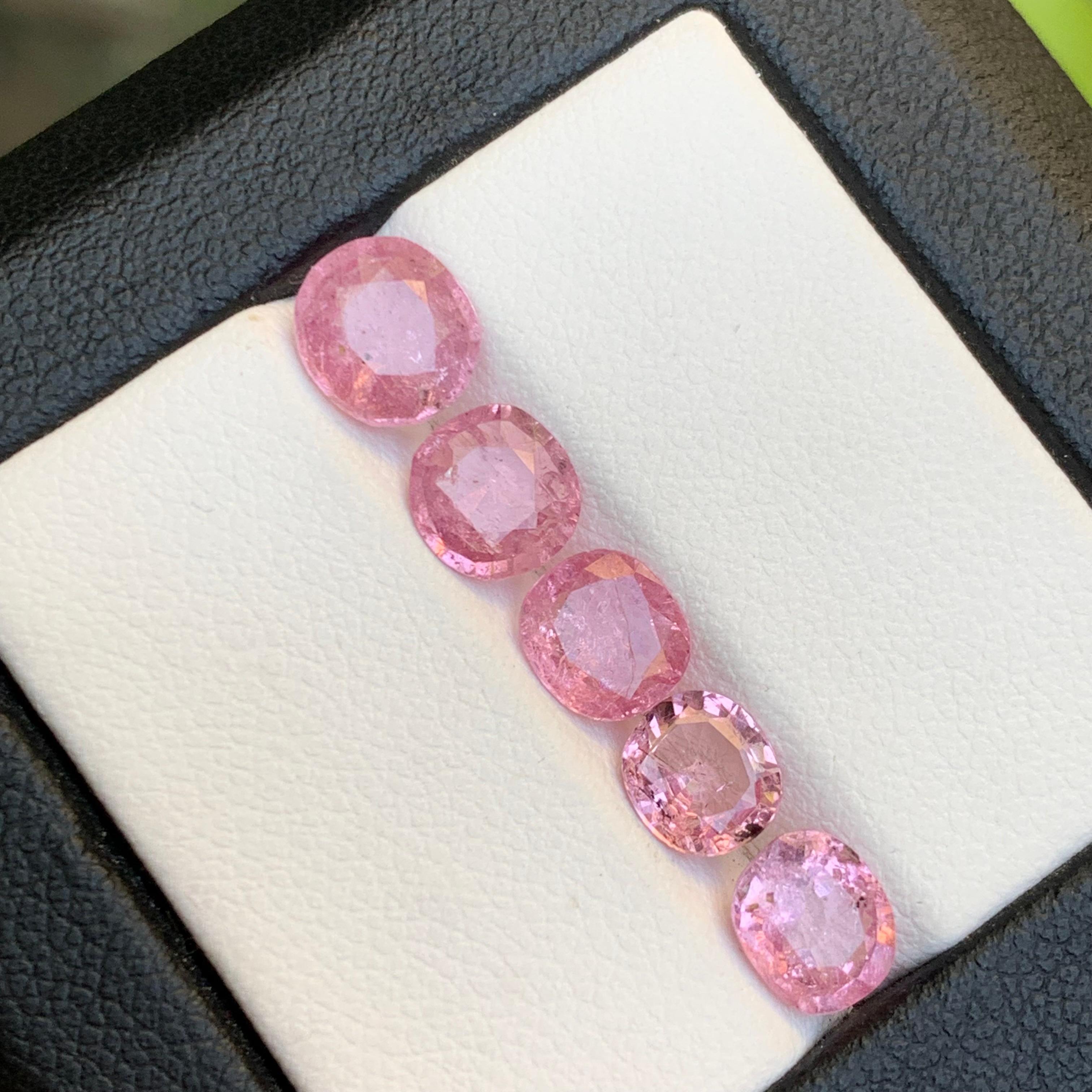 Spinello rosa vibrante 5,39 carati Nature Gemme sciolte Dimensione Gioielli Lotto-Rotondo in vendita 5