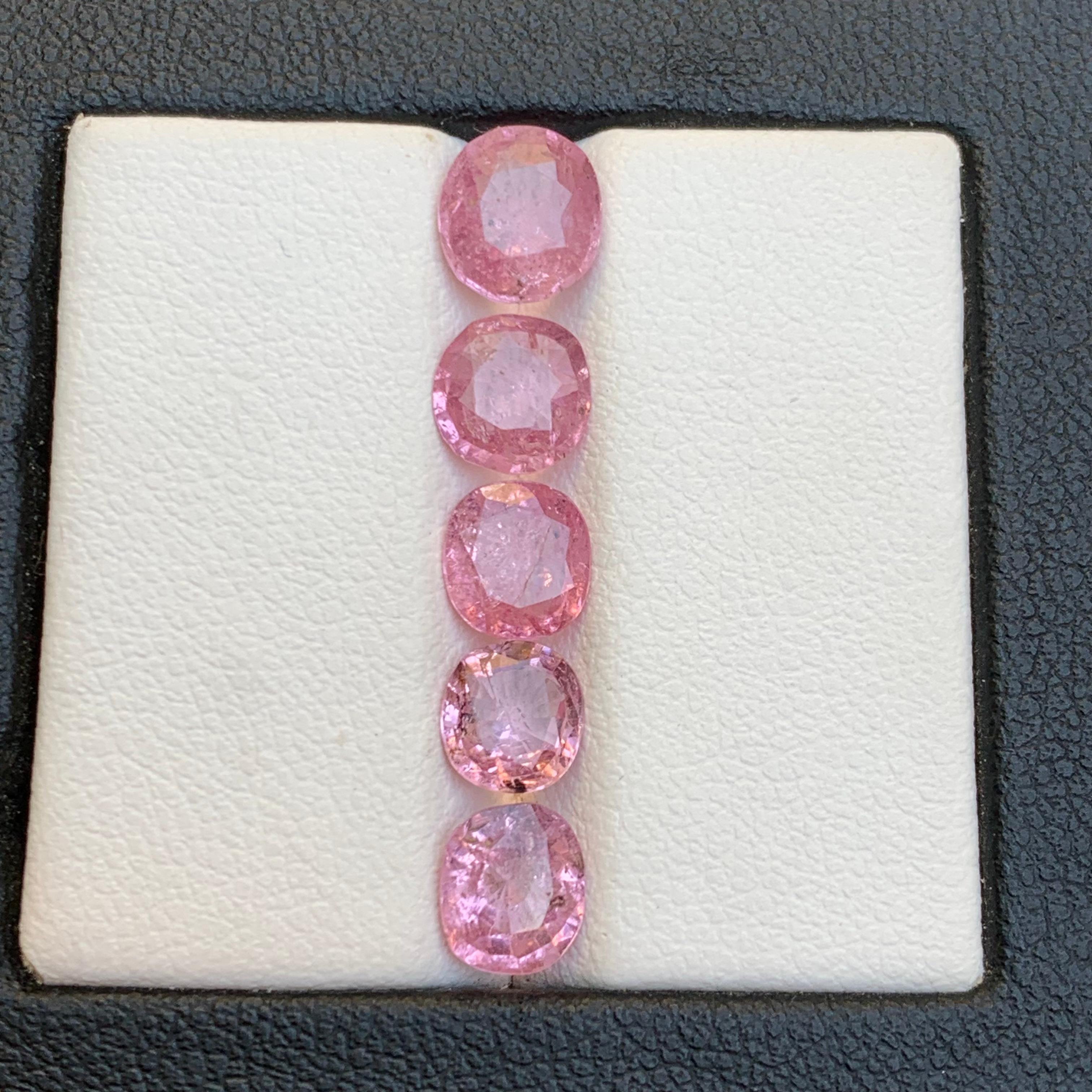 Taglio rotondo Spinello rosa vibrante 5,39 carati Nature Gemme sciolte Dimensione Gioielli Lotto-Rotondo in vendita