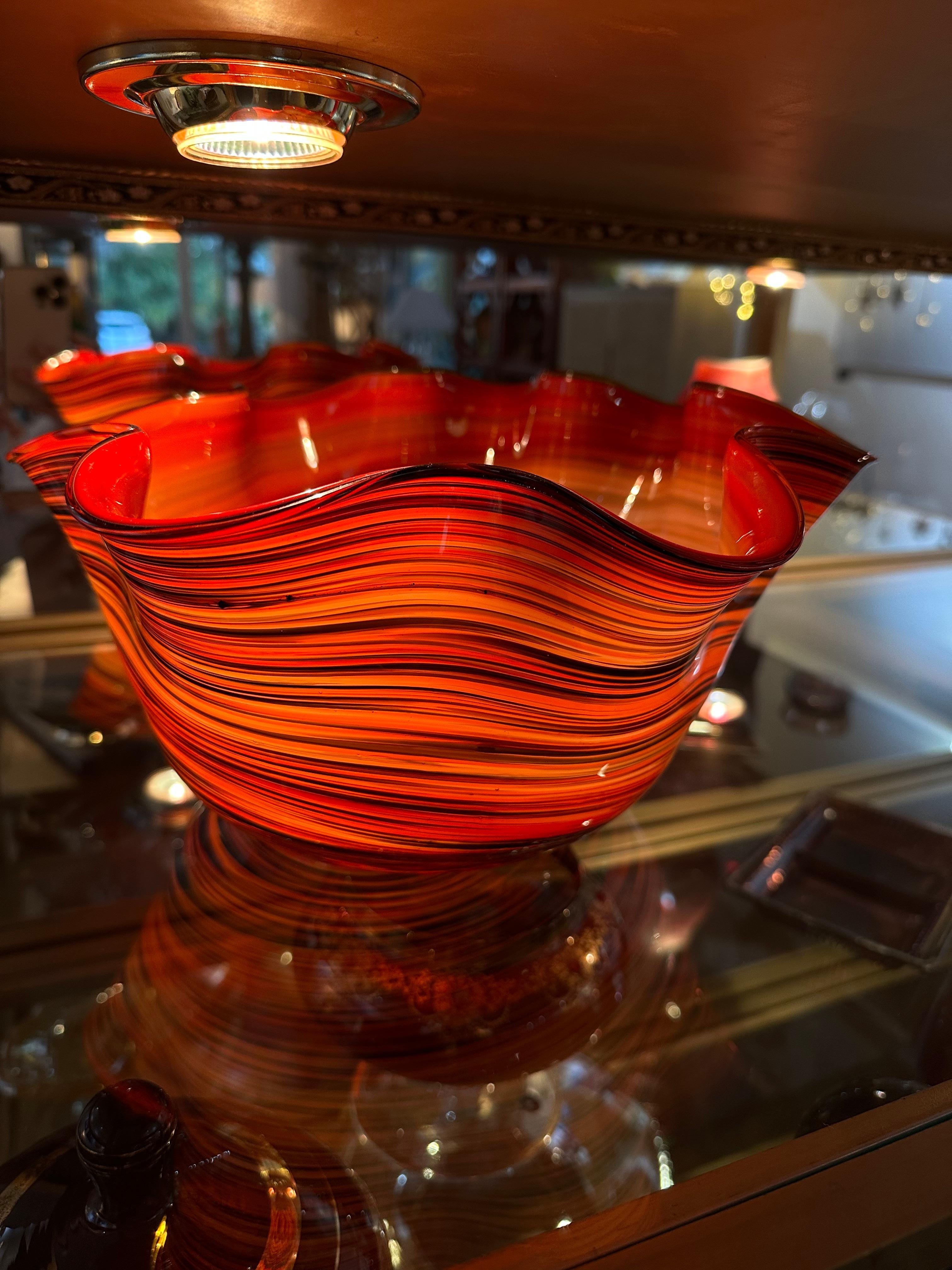Vibrant  Blown Glass Handkerchief Bowl, Attributed to Murano In Good Condition In Jupiter, FL