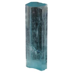 Crystal aigue-marine bleue vibrante d'excellente qualité du Pakistan