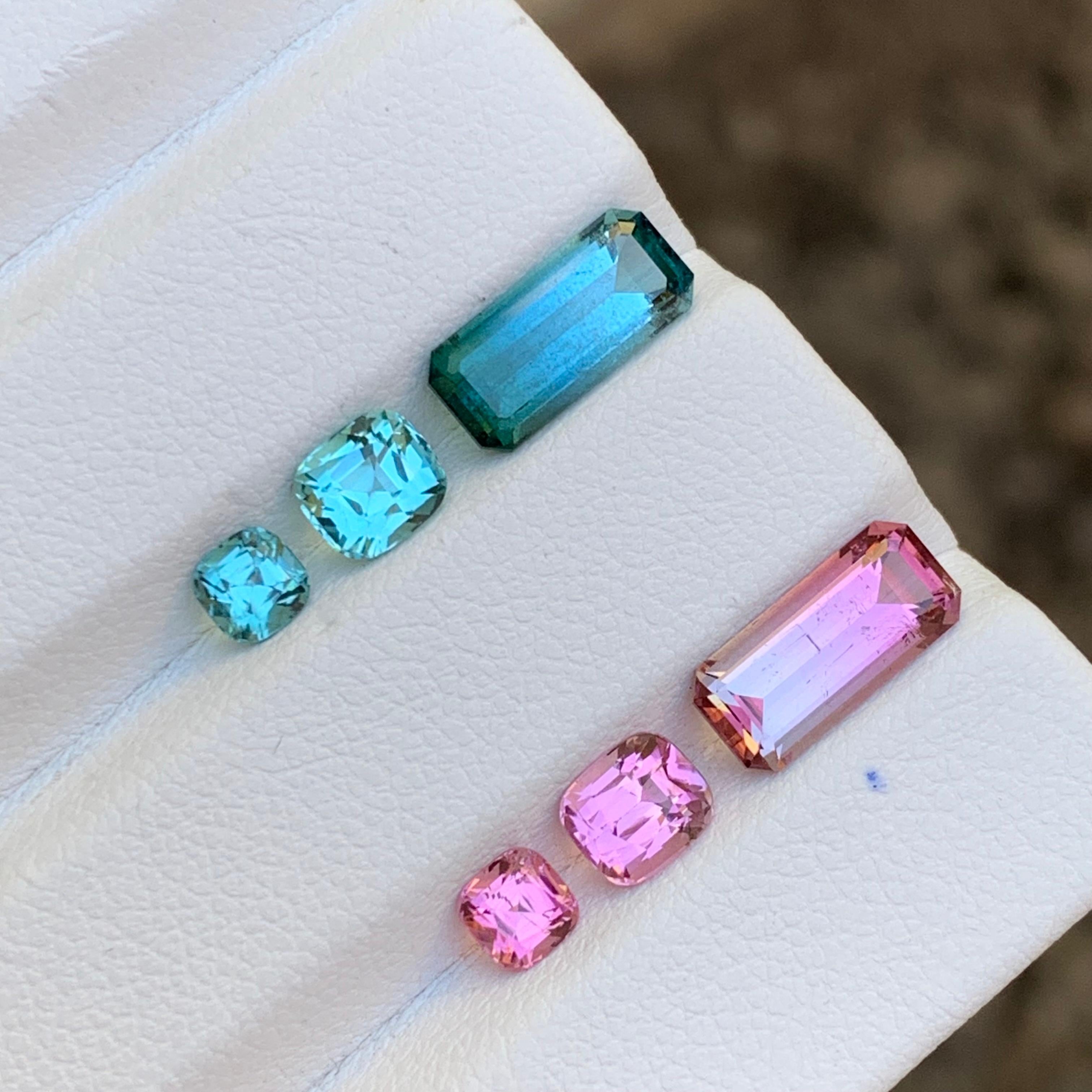 Gemme sciolte di tormalina naturale blu e rosa, coppia perfetta da 5,55 carati in vendita 3