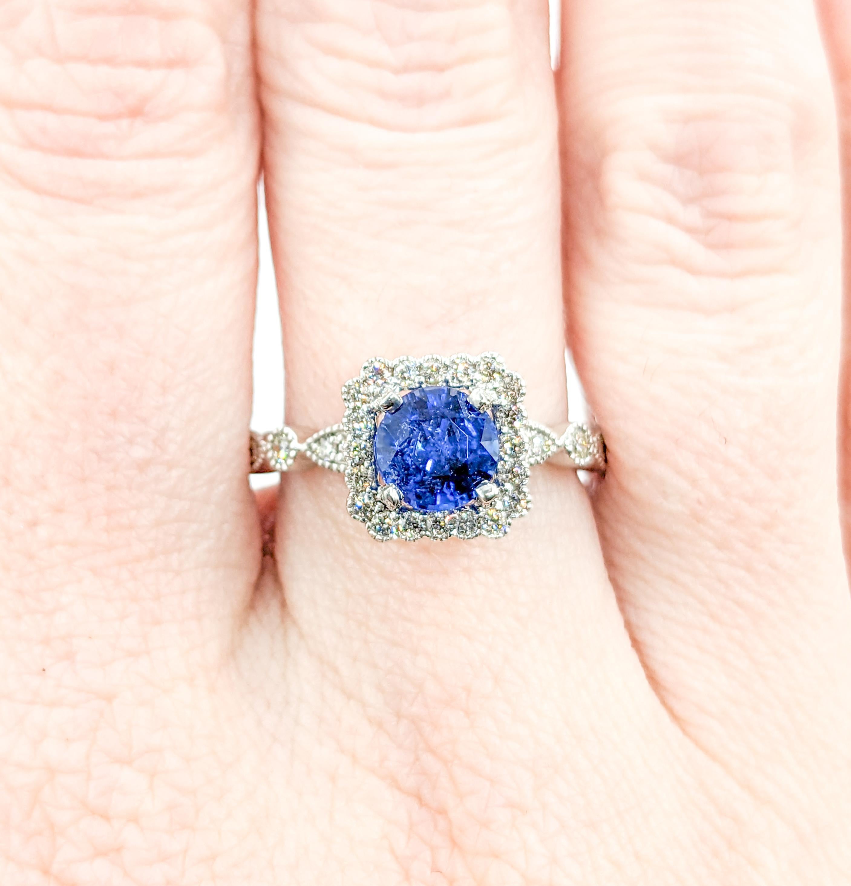 Vibrant Blue Sapphire & Diamond Engagement Ring in Platinum In New Condition For Sale In Bloomington, MN