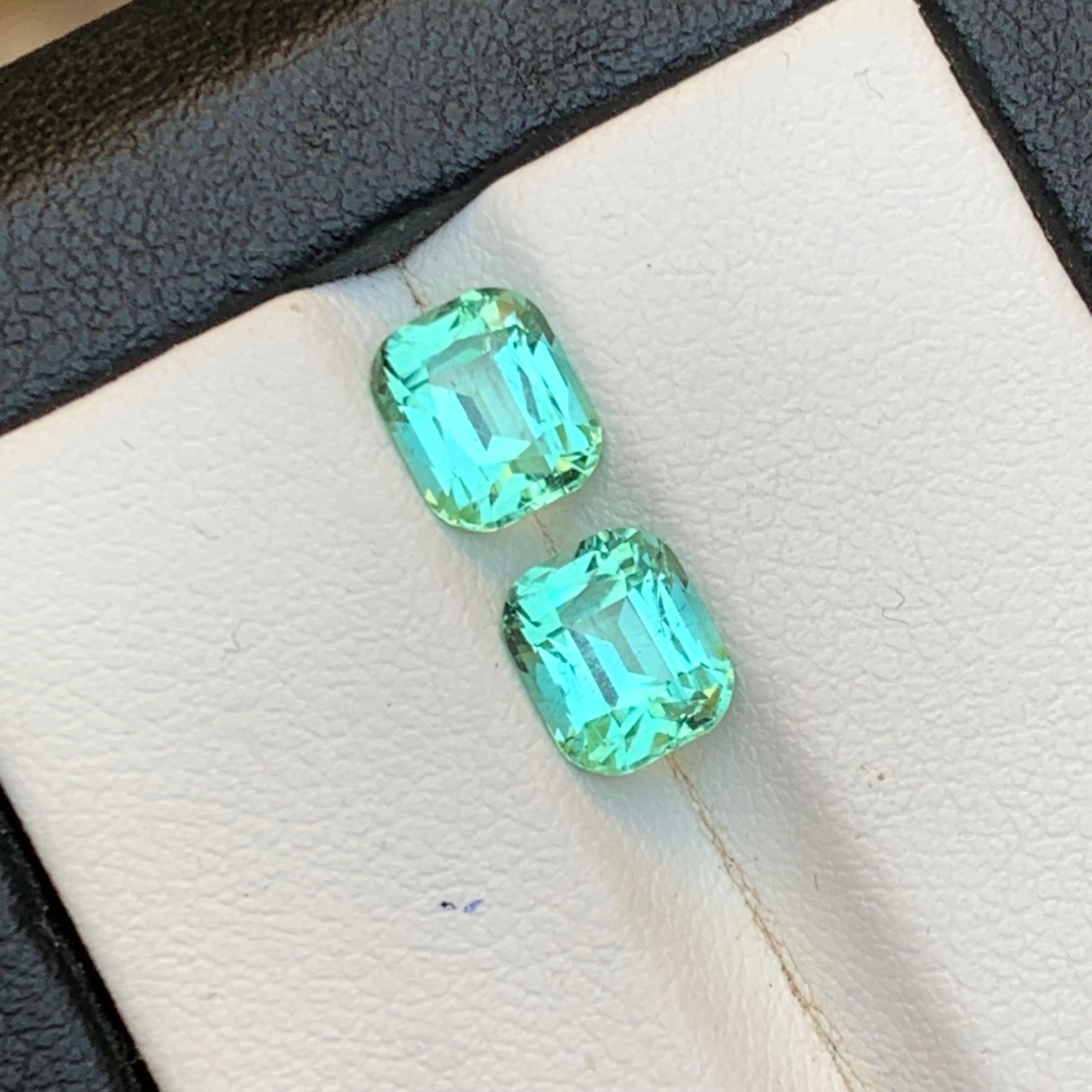 Lebendiger bläulich grüner Turmalin 2.81 Ct Cushion-Schliff Natürlicher loser Edelstein-Paar im Angebot 5