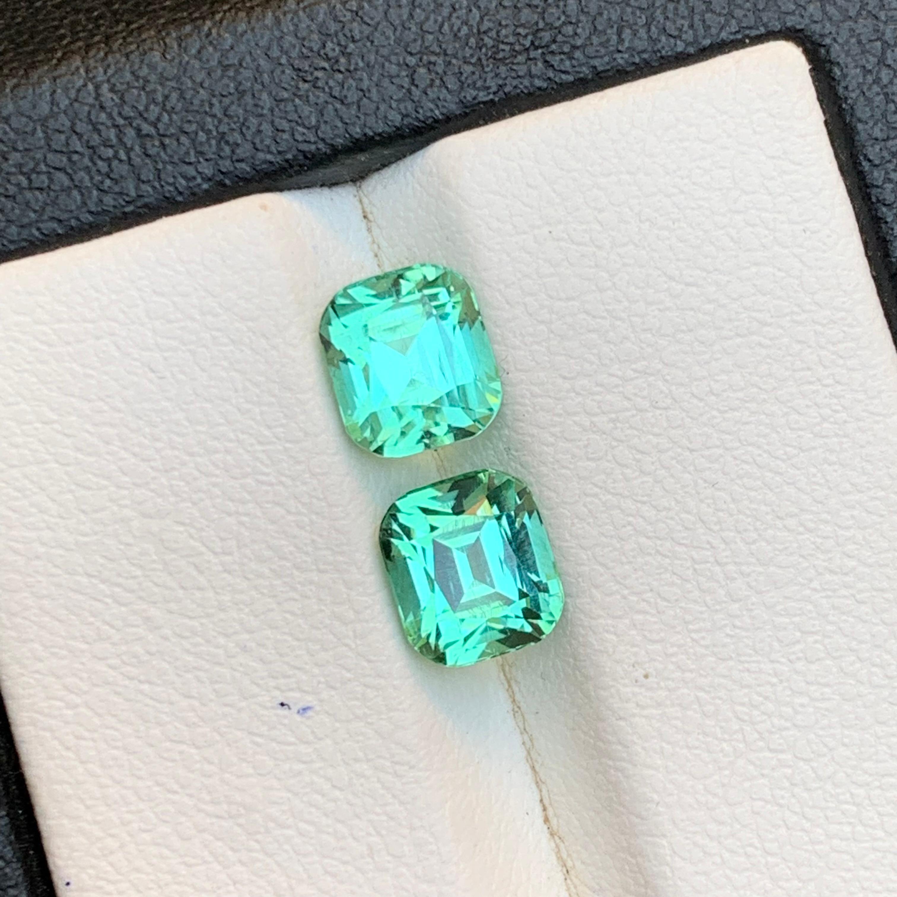 Vibrante tormalina verde bluastra da 3.47 carati con taglio a cuscino, pietra naturale sfusa, coppia di gemme in vendita 4