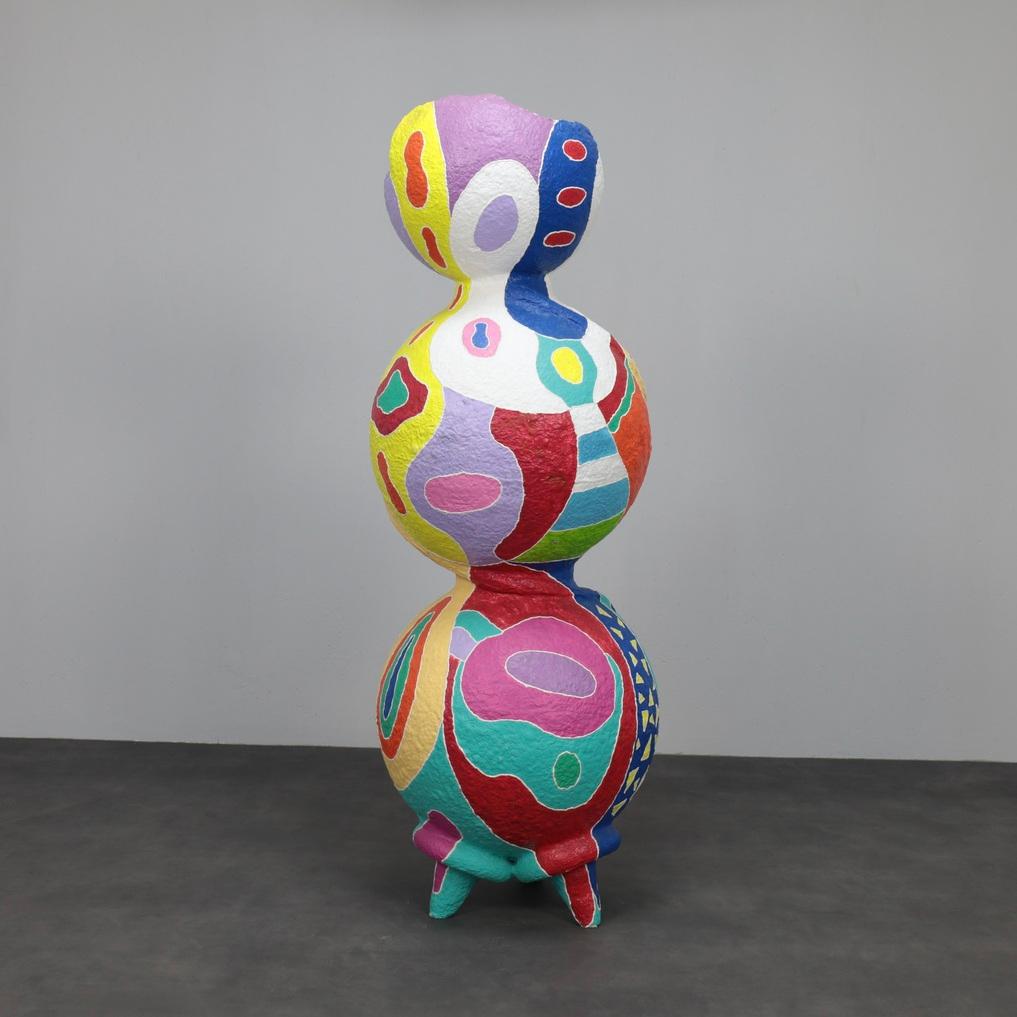 French Vibrant Contemporary Standing Sculpture in Papier-Mâché For Sale
