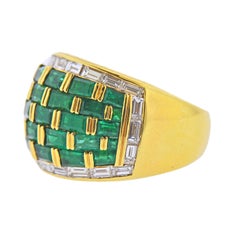 Vibrant Emerald and Diamond Yellow Gold Dome Ring
