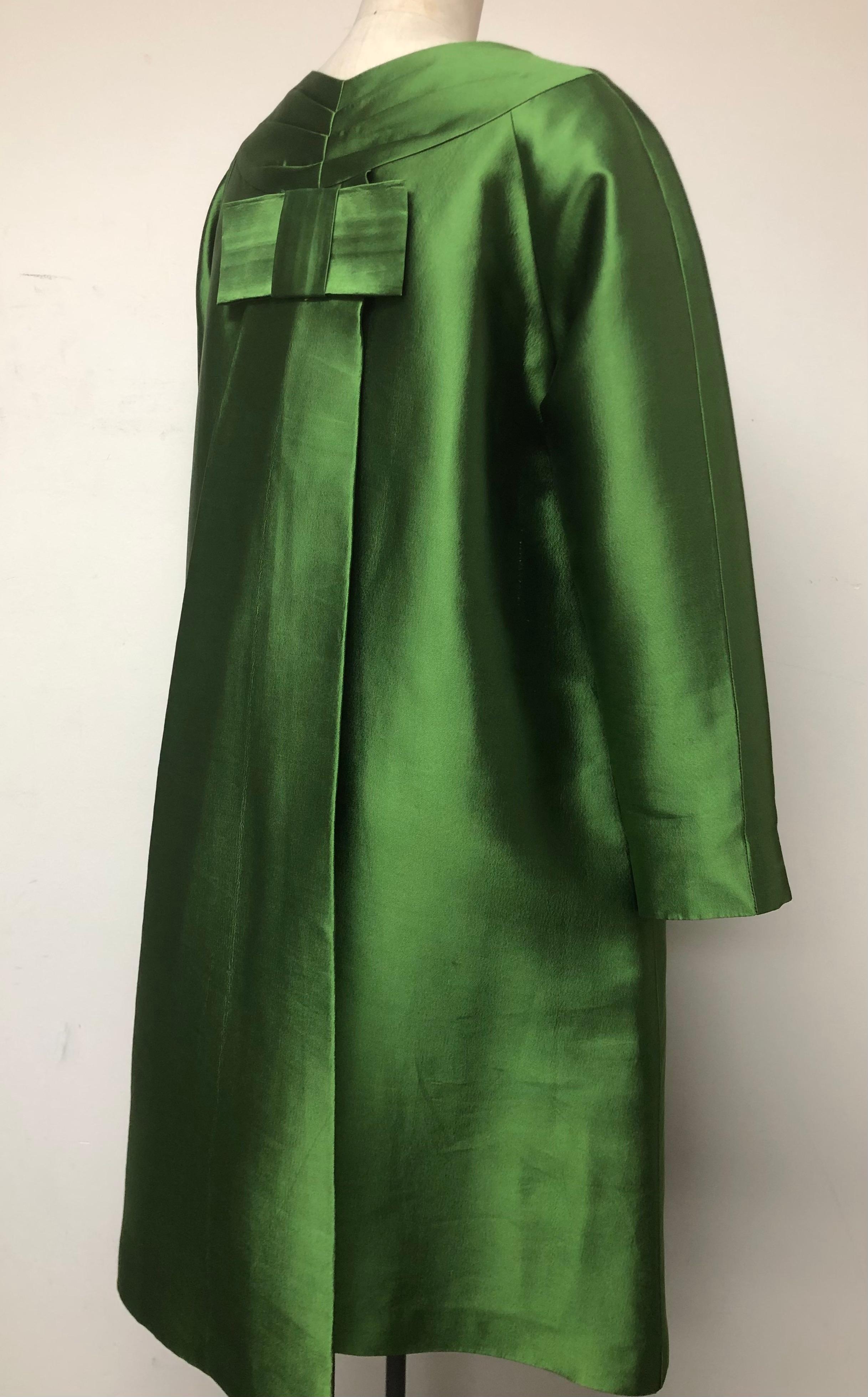 Green  Vibrant Emerald Silk Opera Coat with Pleat Back and Charming Bow 
