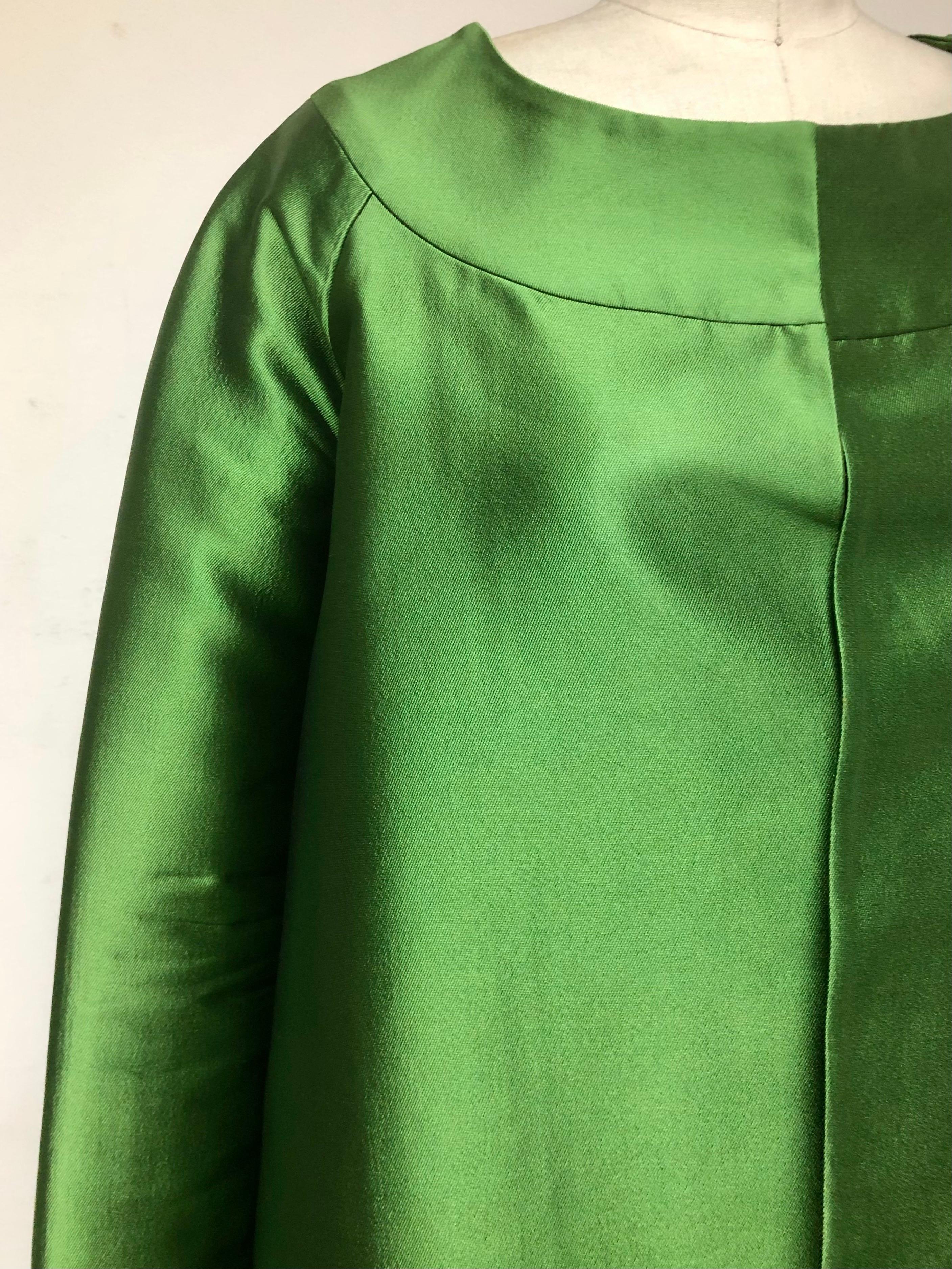 Women's  Vibrant Emerald Silk Opera Coat with Pleat Back and Charming Bow 