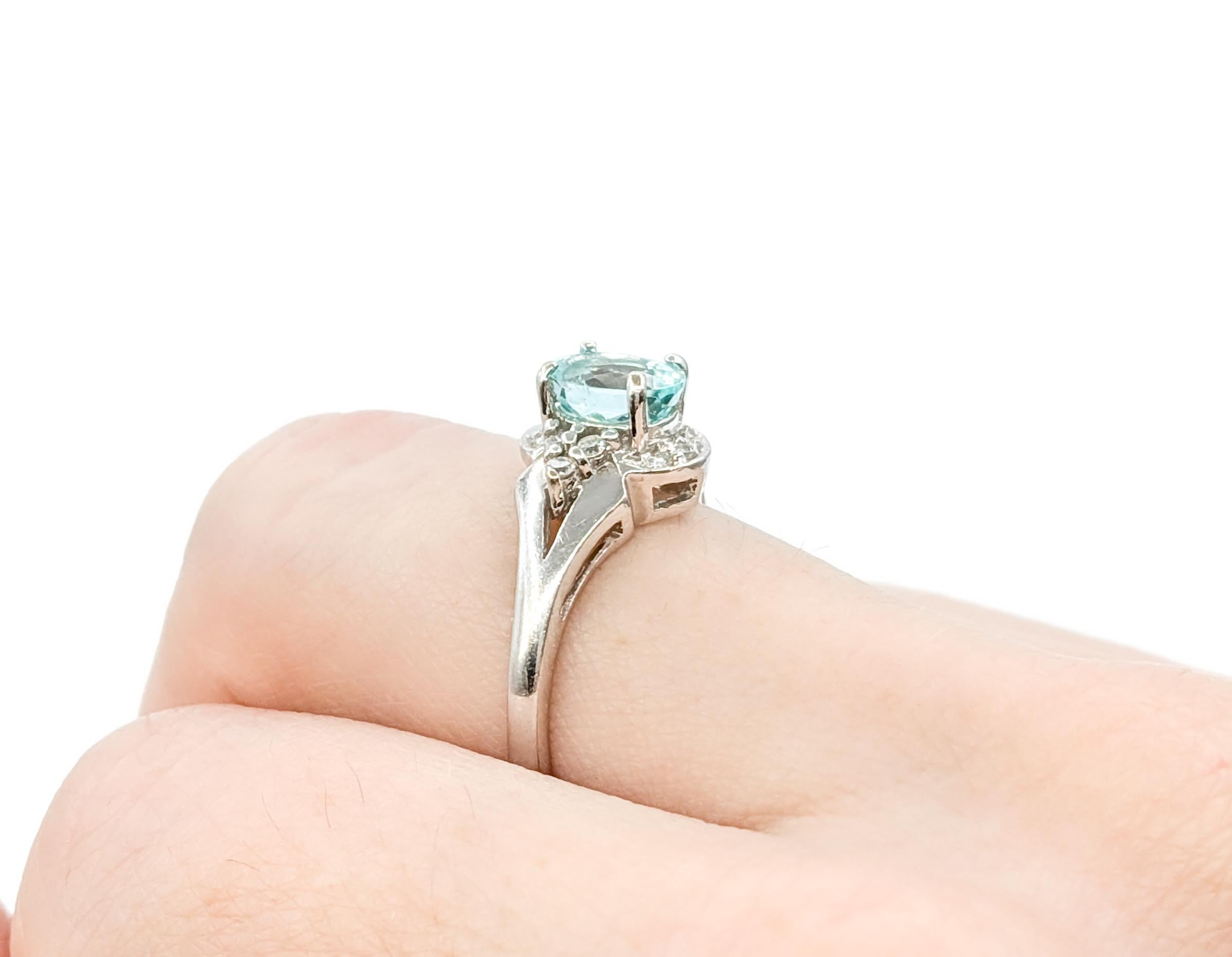 Vieille bague en or blanc 18 carats, tourmaline Paraiba et diamants certifiés GIA en vente 7