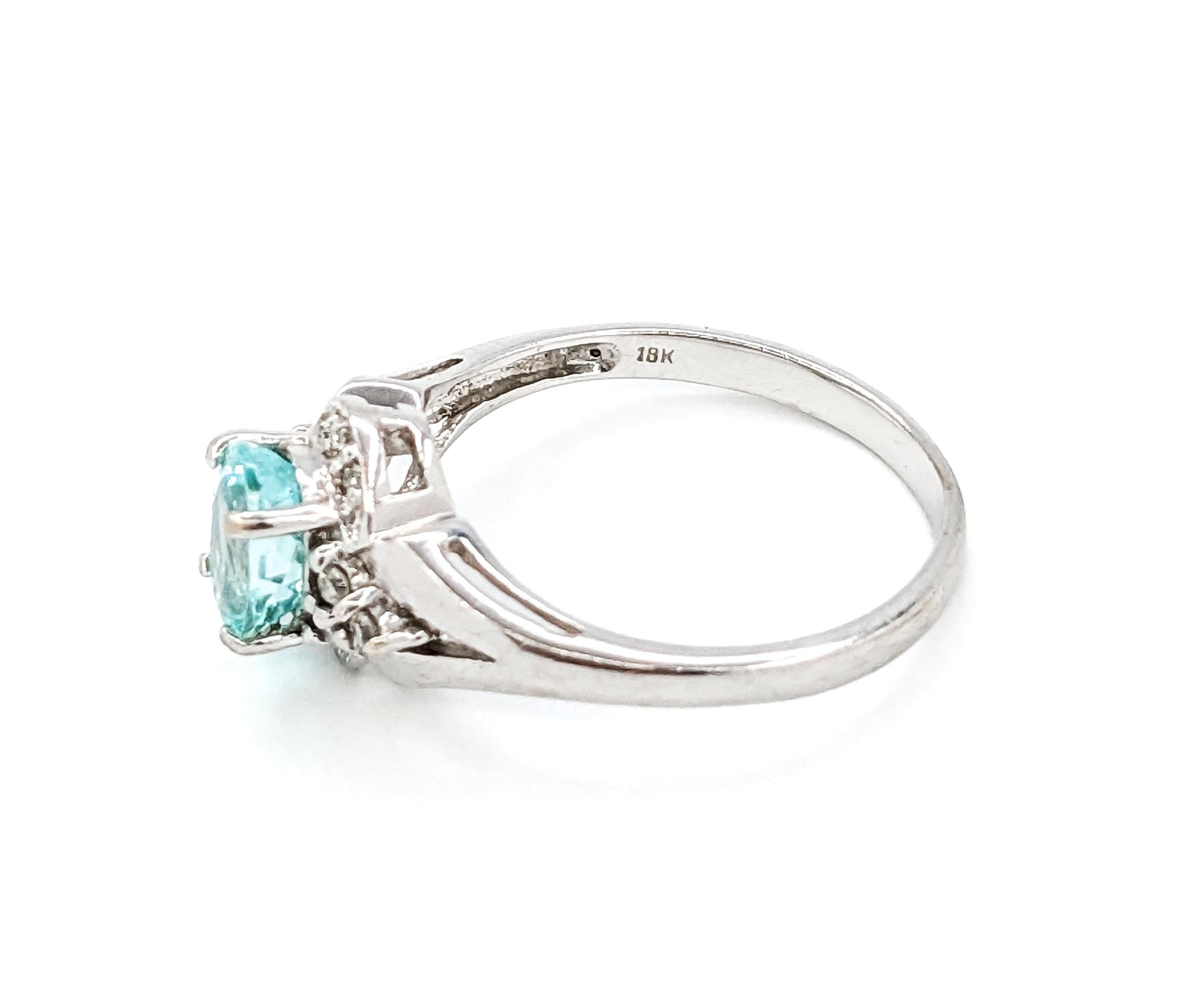 Vieille bague en or blanc 18 carats, tourmaline Paraiba et diamants certifiés GIA en vente 2