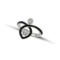 Vibrant Gold Ring with Diamonds and Black Enamel