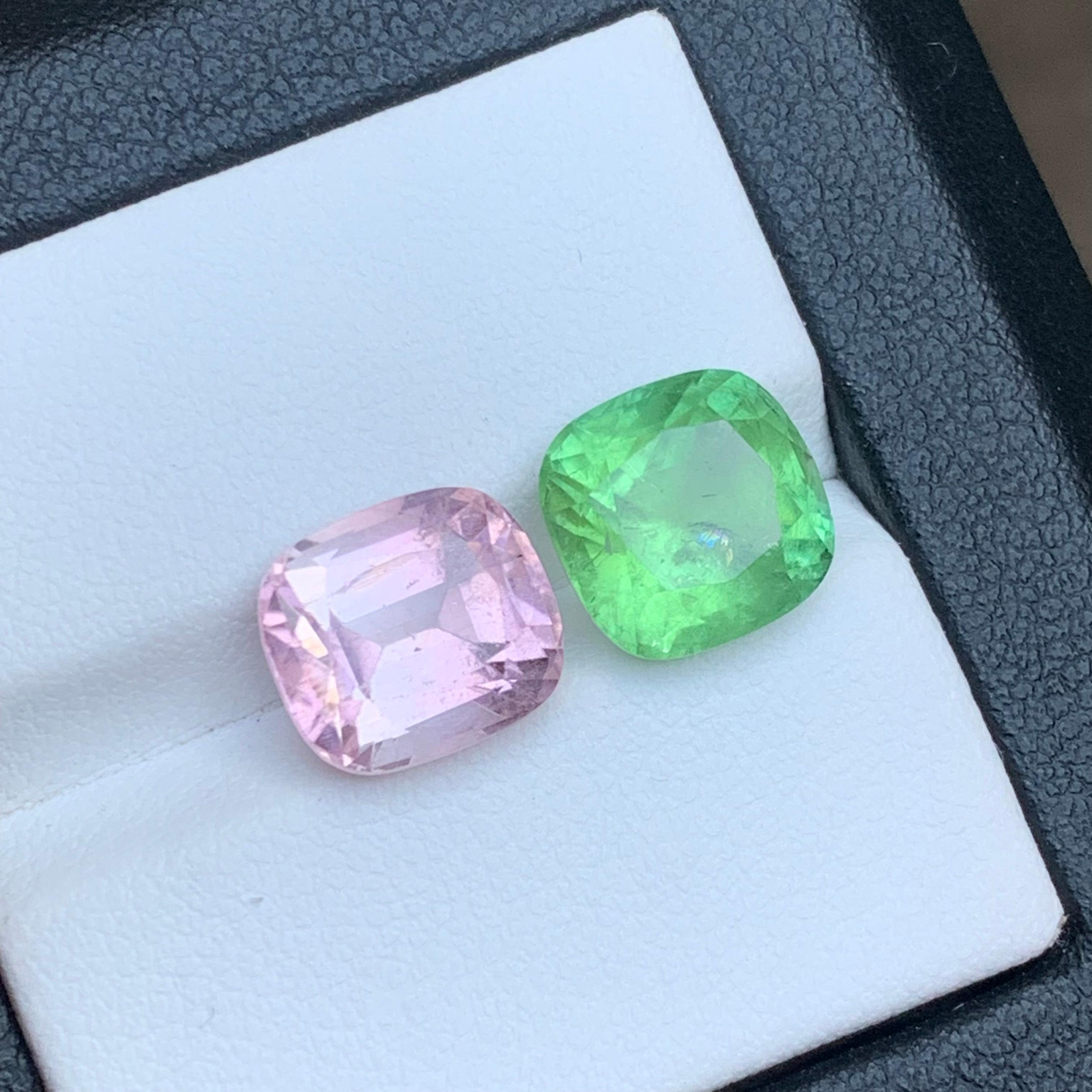Vibrant Green & Baby Pink Natural Tourmaline Loose Gemstones 8.25 Ct Cushion Cut For Sale 2