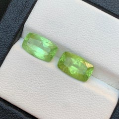 Leuchtend grüne natürliche Peridots, 4,38, Kissen-Oval-Schliff, lose Edelsteine für Schmuck