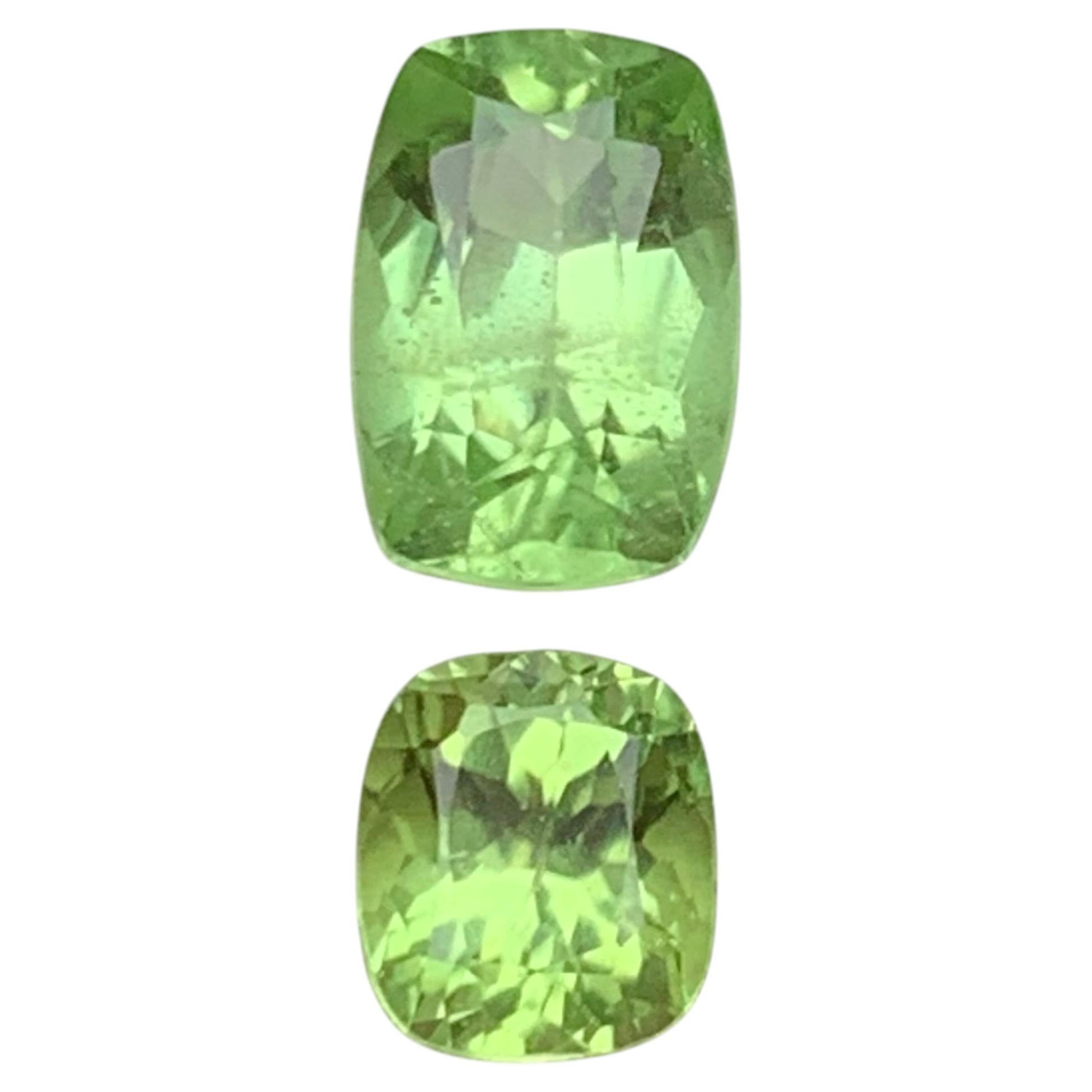 Vibrant Green Natural Peridot Cushion Cut 4.03 Carat Loose Gemstones for Jewelry