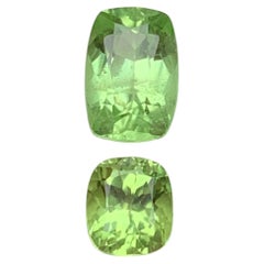 Vibrant Green Natural Peridot Cushion Cut 4.03 Karat Lose Edelsteine für Schmuck