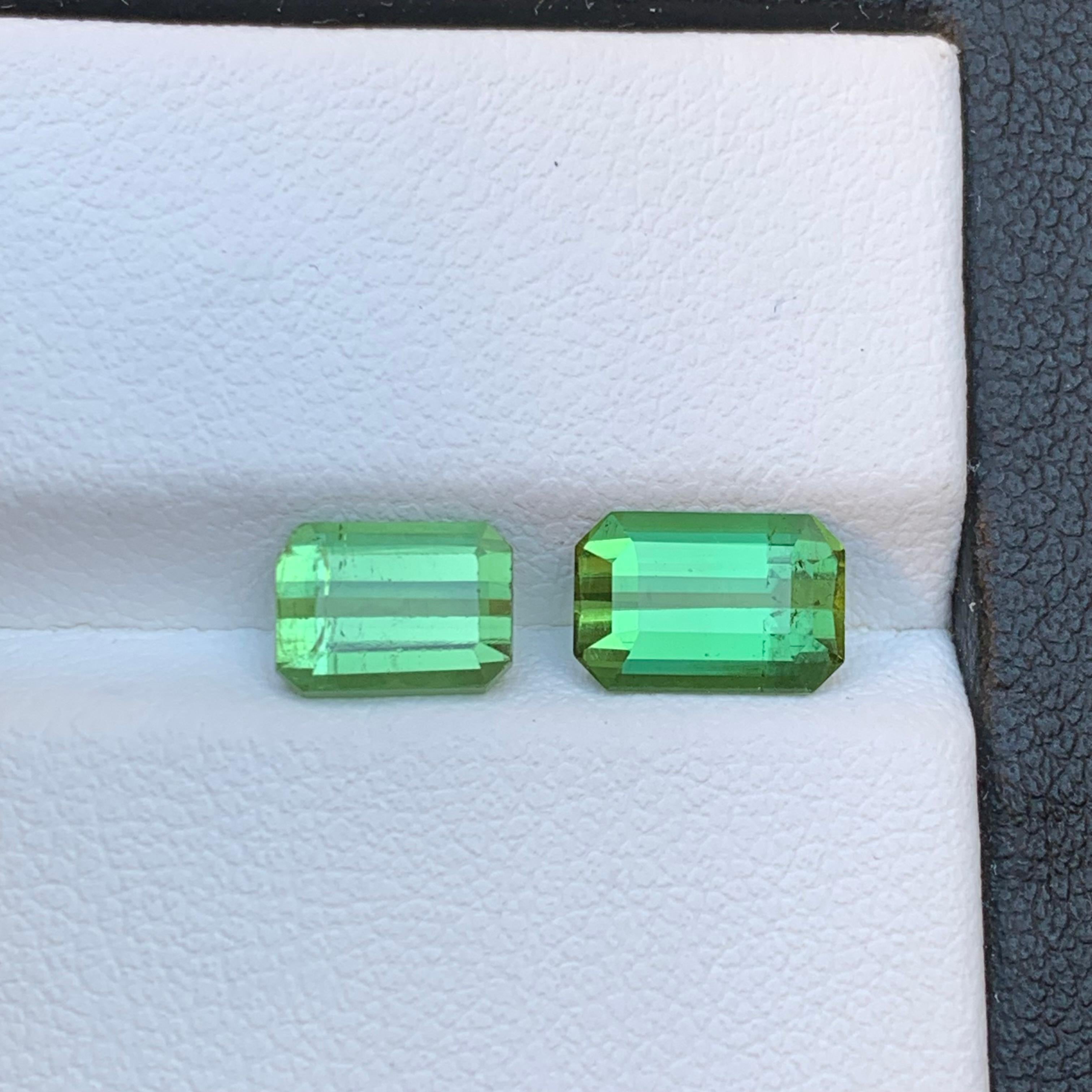Gemme sciolte di tormalina naturale verde vibrante 3.00 carati taglio smeraldo per gioielli in vendita 4