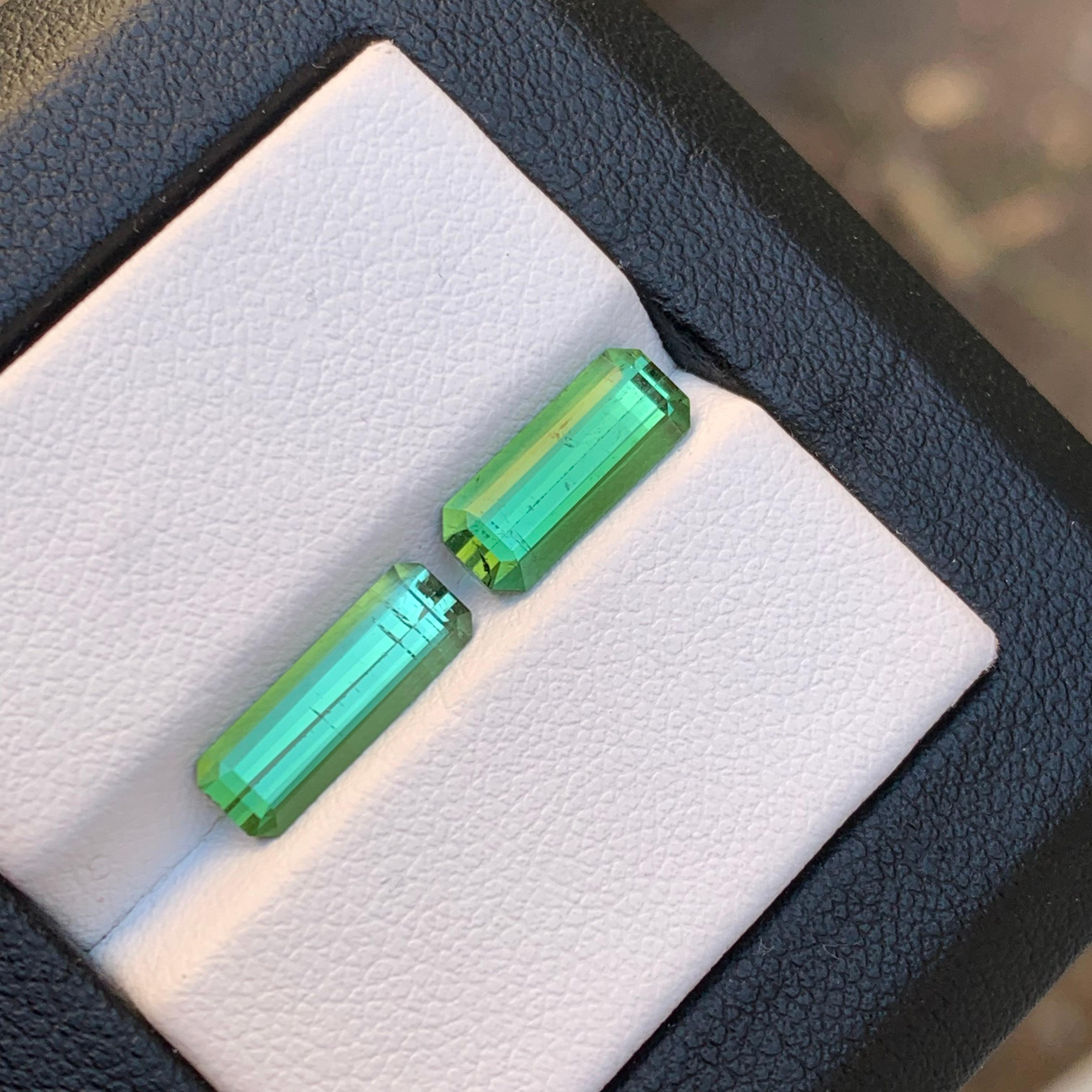 Contemporary Vibrant Green Natural Tourmaline Loose Gemstones 3.50Ct Emerald Cut for Jewelry For Sale