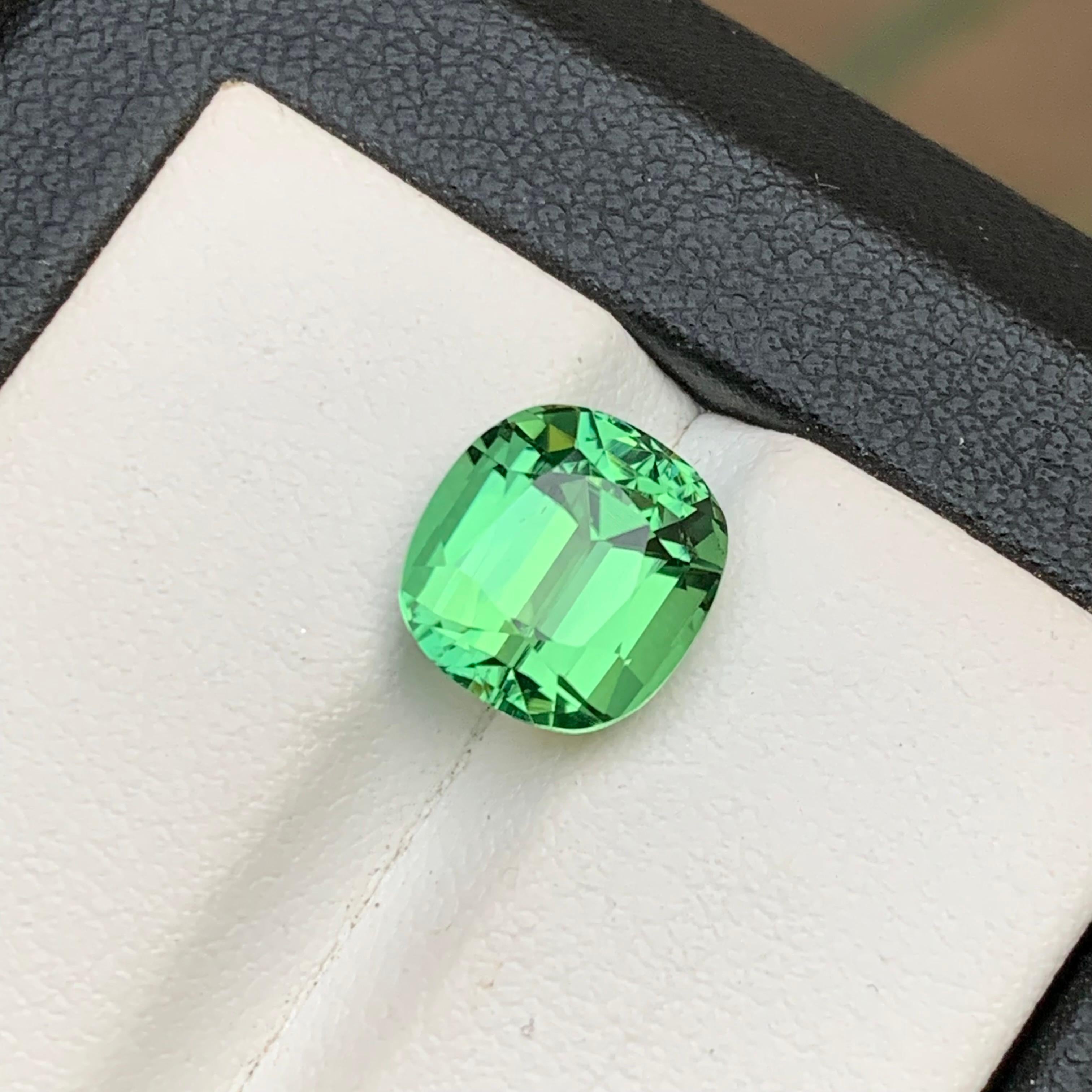 Vibrant Green Natural Turmalin Ring Lose Edelstein 3.90 Ct Cushion Cut-Schmuck (Kissenschliff) im Angebot