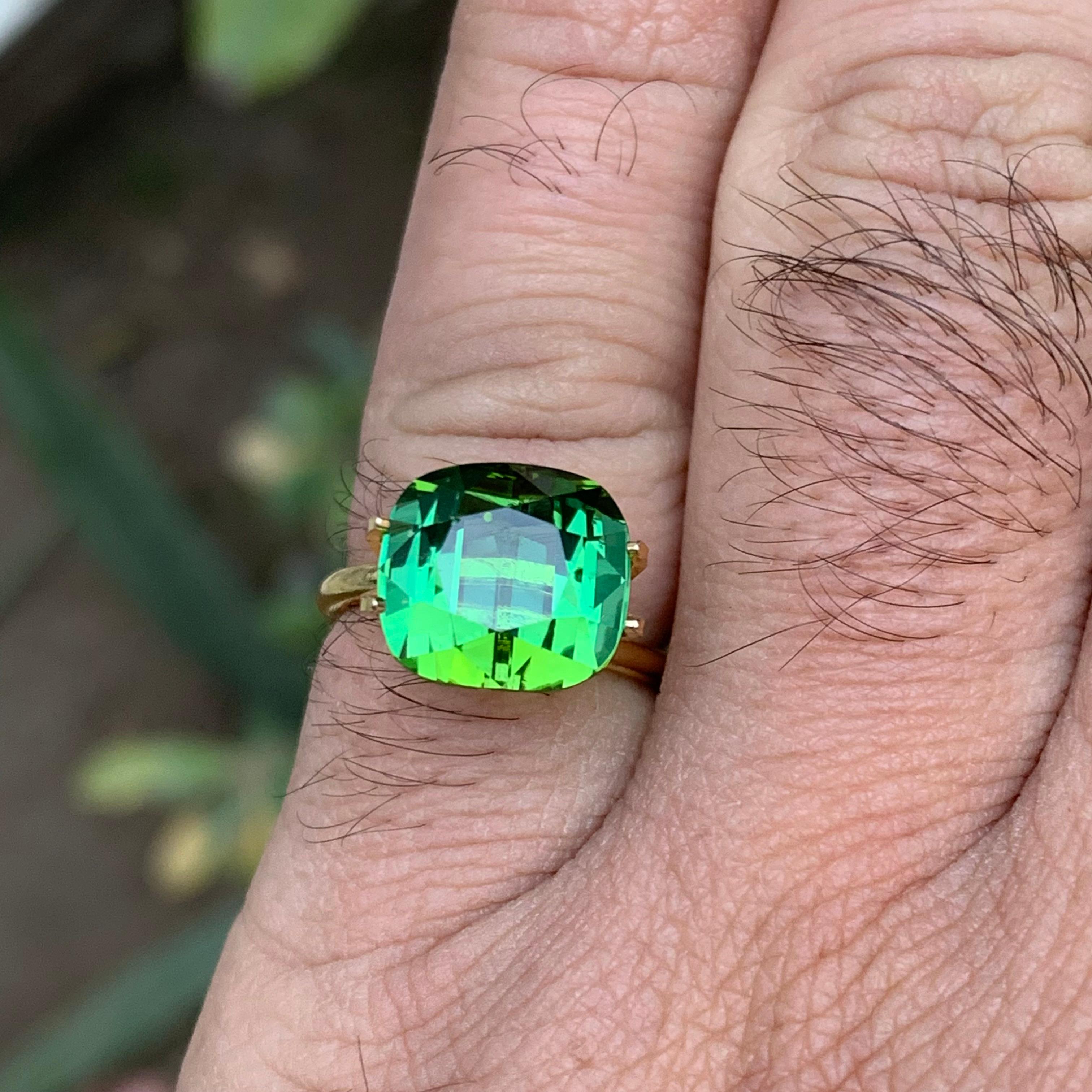 Vibrant Green Natural Tourmaline Ring Loose Gemstone 7.40 Ct Cushion Cut Jewelry For Sale 6