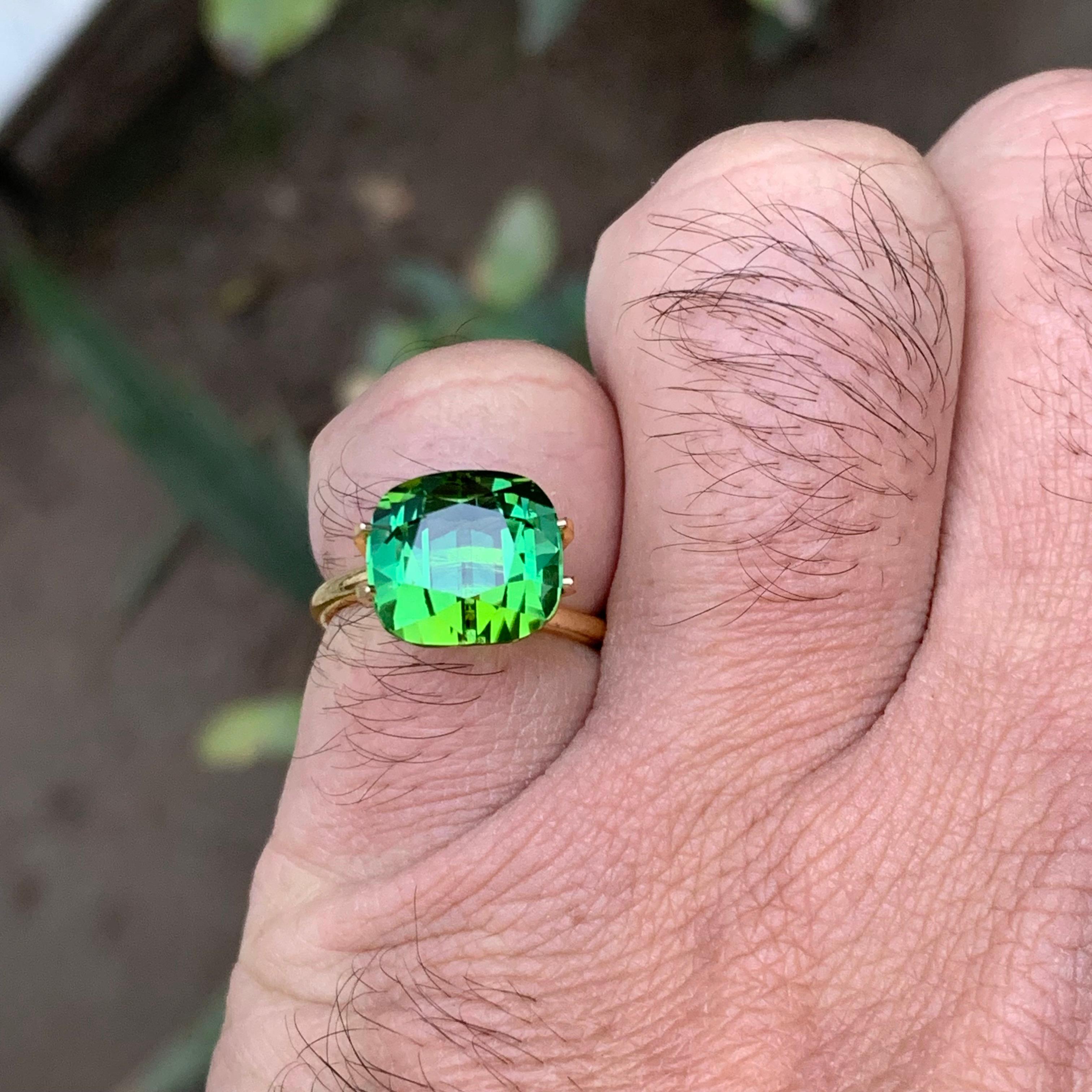Vibrant Green Natural Tourmaline Ring Loose Gemstone 7.40 Ct Cushion Cut Jewelry For Sale 2