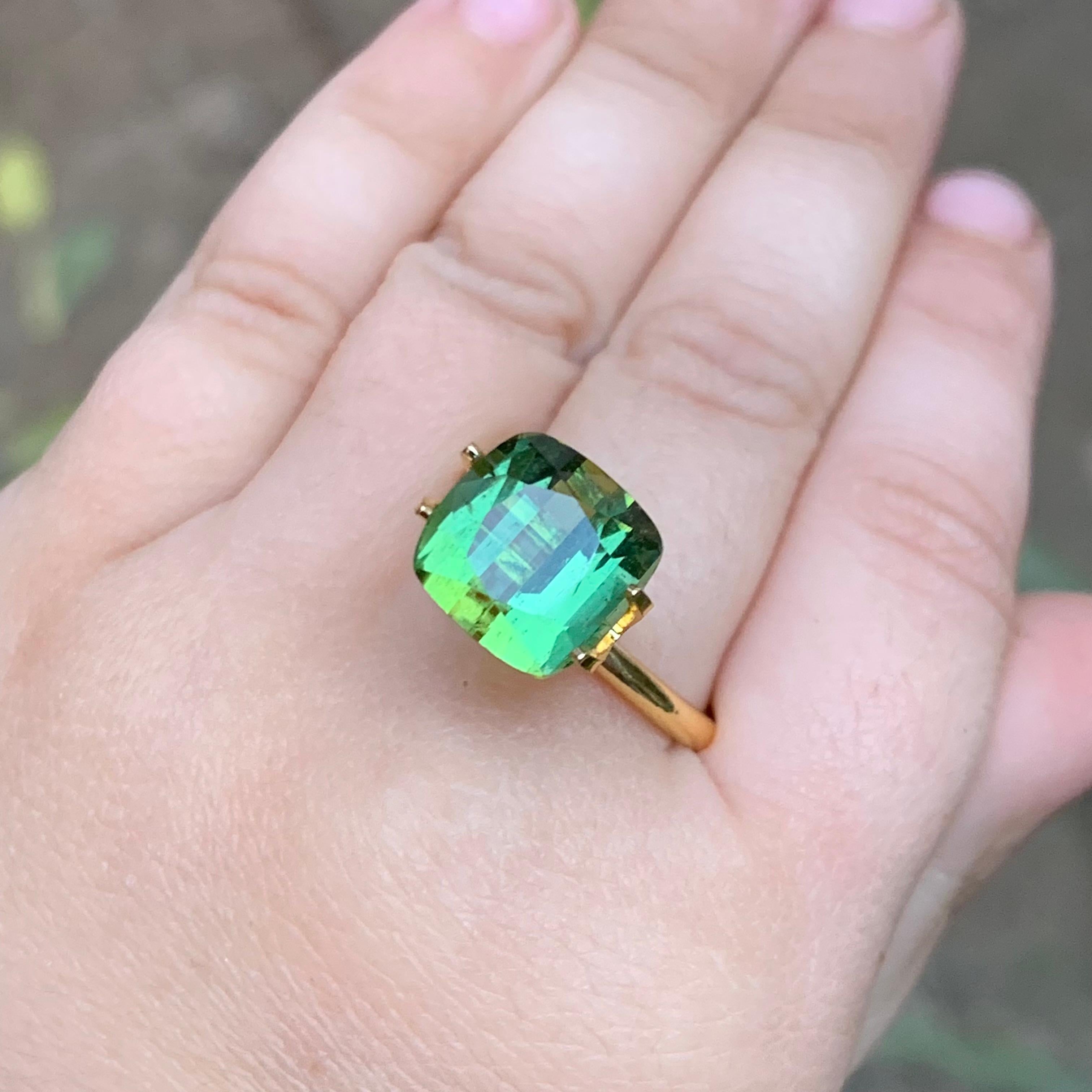 Anello, ciondolo, gemma sfusa di tormalina naturale verde vibrante - taglio a cuscino dall'Afghanistan di Kunar!

💎 TIPO DI GEMMA: Tormalina
⚖️ PESO: 4,70 Carati
🪚 FORMA E TAGLIO: Taglio a cuscino
📏 DIMENSIONE (MM): 9.31 x 9.36 x 6.63
🌈 COLORE: