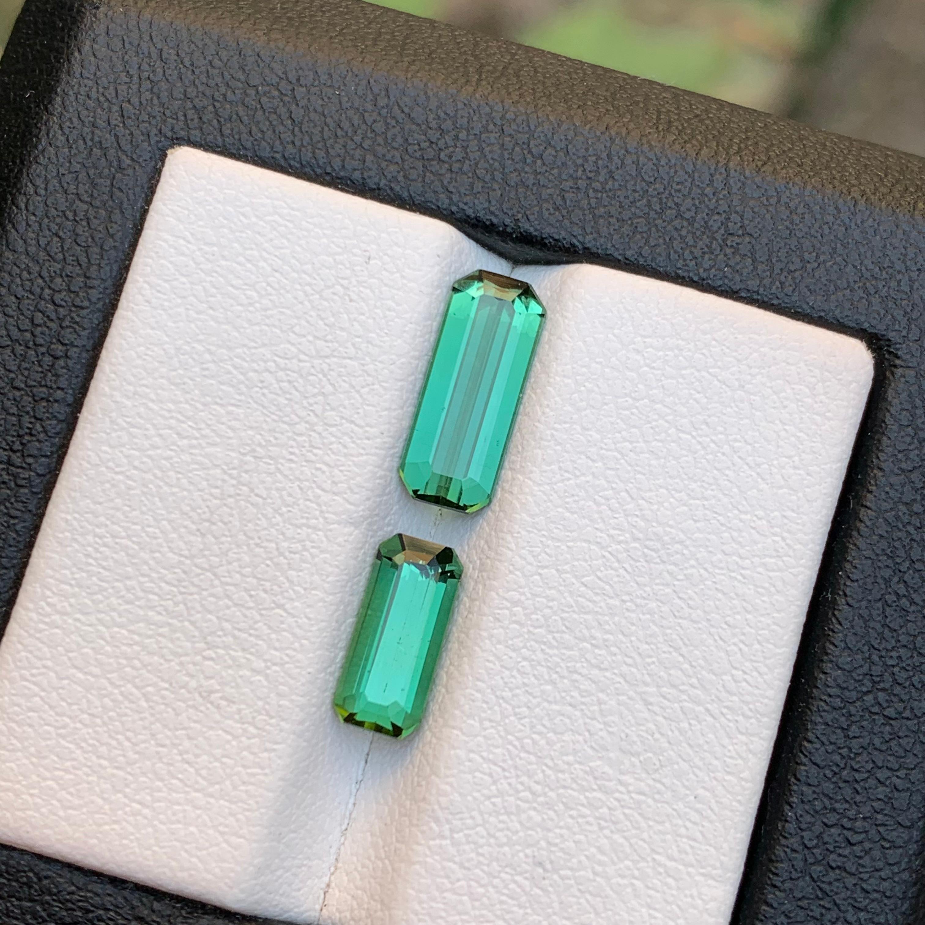 Bague et pendentif en tourmaline naturelle verte vibrante, pierres précieuses non serties 3,15 carats en vente 6