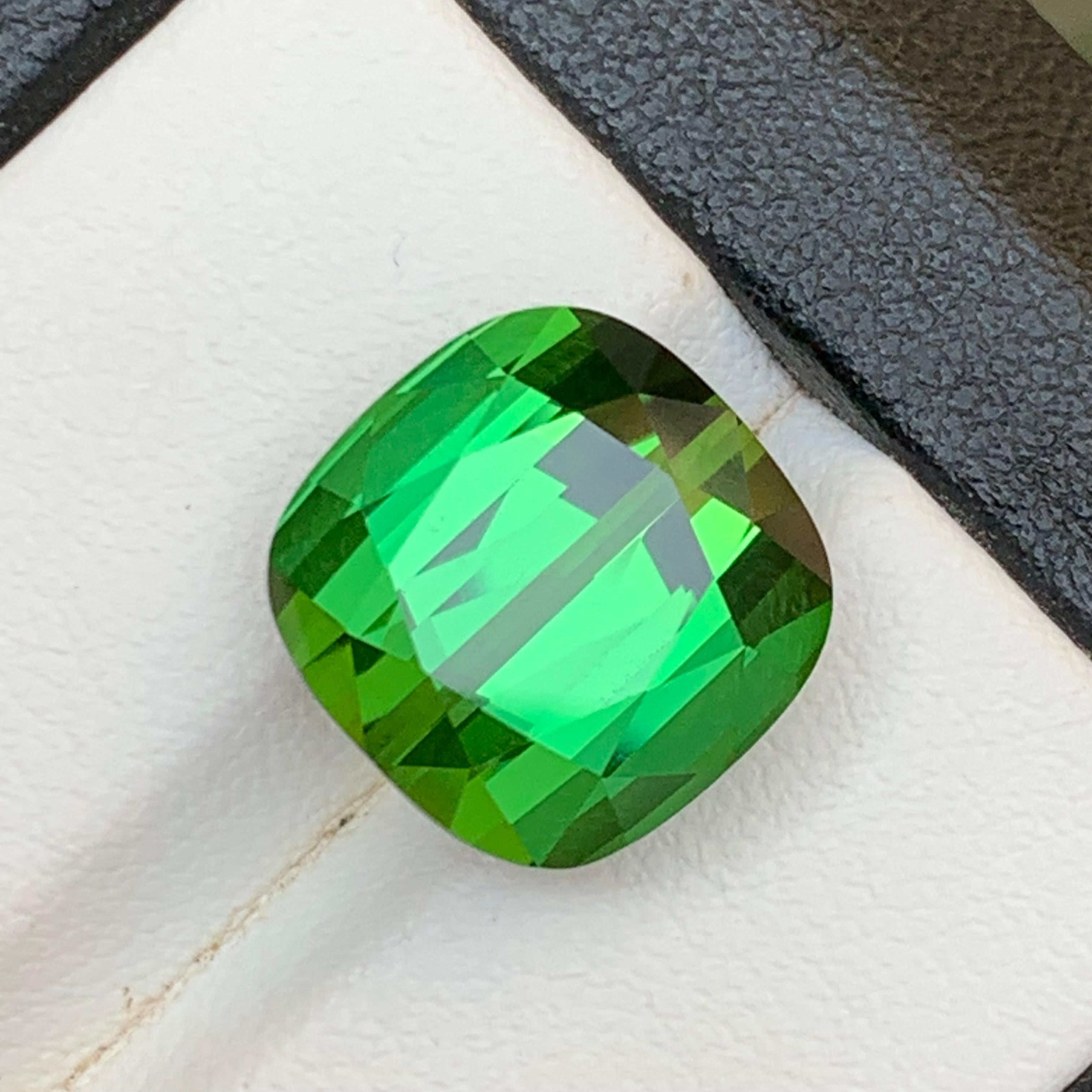 Lebendiger grüner Turmalin 12.50Ct Natürlicher loser Edelstein Cushion Cut-Ring-Schmuck (Zeitgenössisch) im Angebot