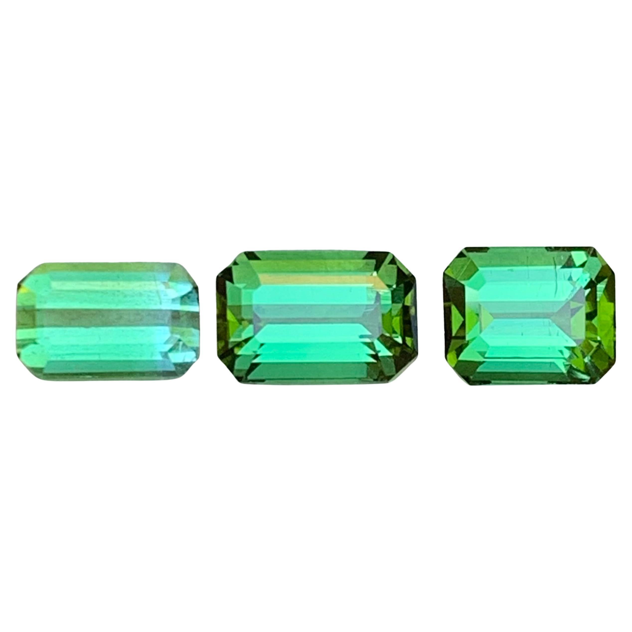 Vibrante tormalina verde 4.83 carati taglio smeraldo pacco di gemme sfuse per gioielli