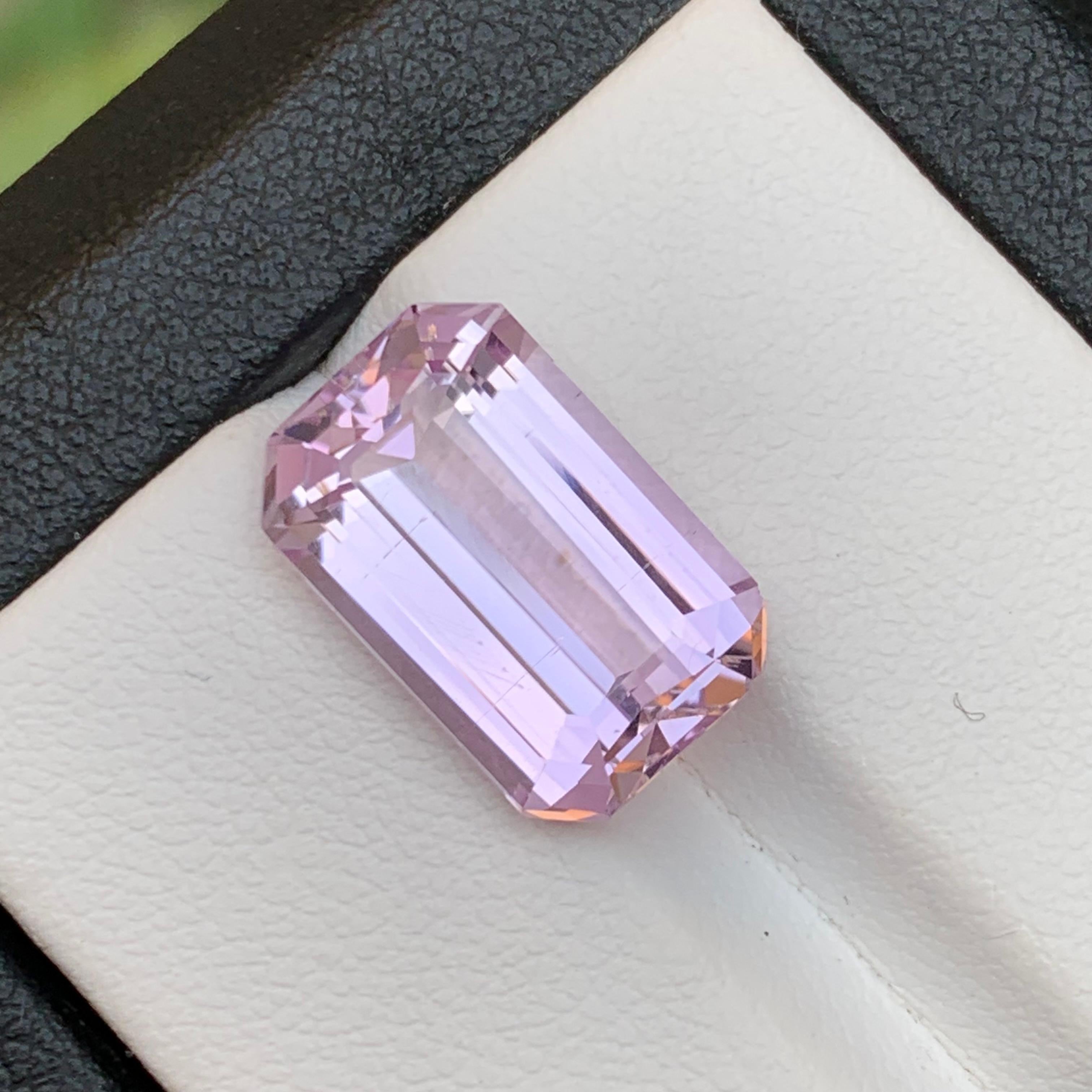 Vibrante anello di Kunzite naturale rosa lilla allentato 9,40 carati taglio smeraldo Jewell in vendita 5
