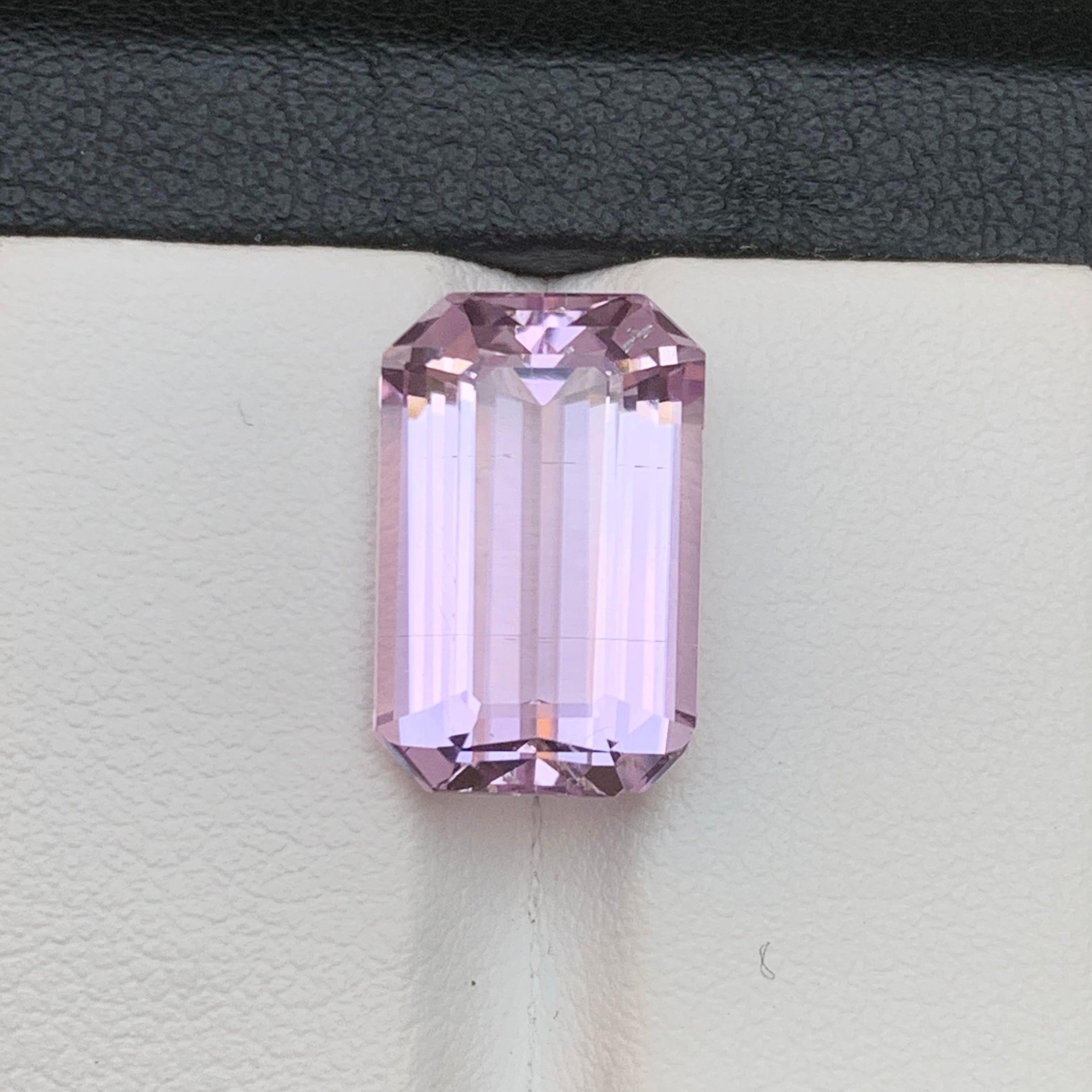 Vibrante anello di Kunzite naturale rosa lilla allentato 9,40 carati taglio smeraldo Jewell in vendita 6