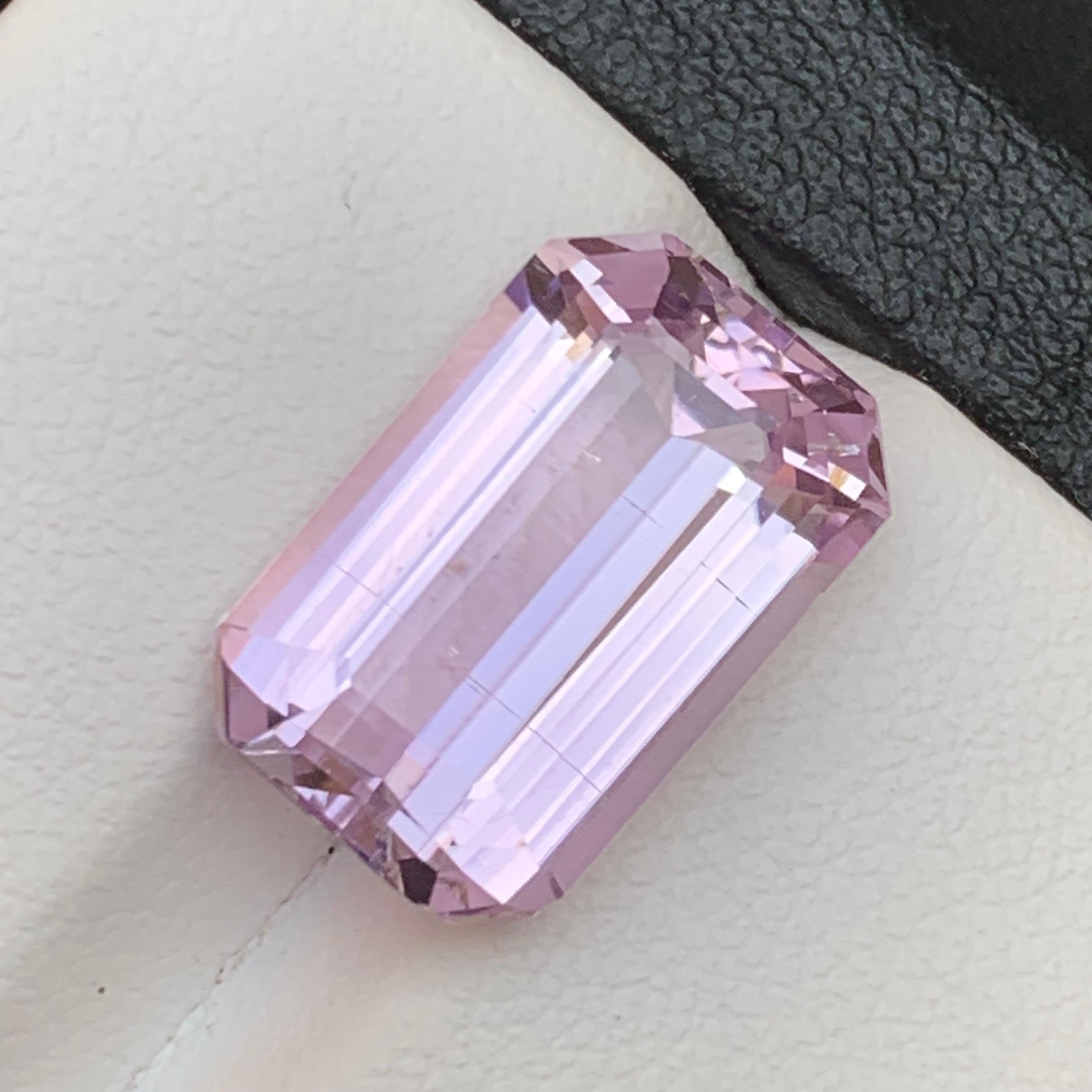 Vibrante anello di Kunzite naturale rosa lilla allentato 9,40 carati taglio smeraldo Jewell in vendita 3
