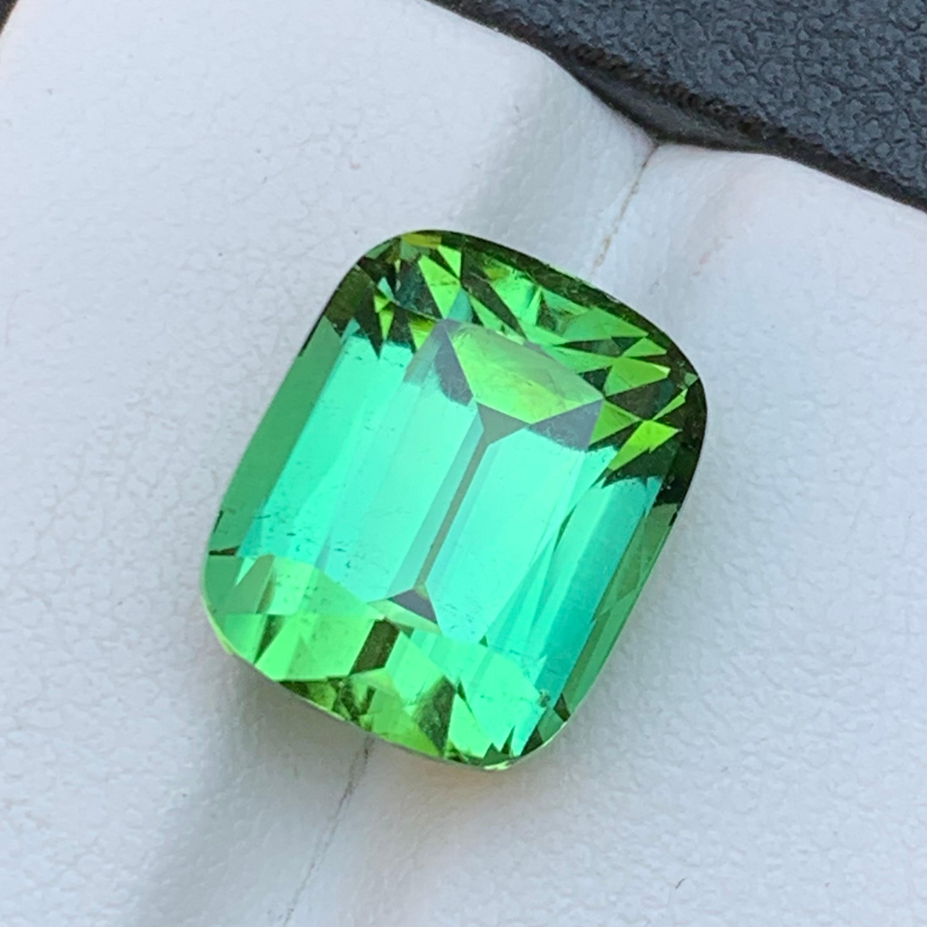 Vibrant Minty Green Natural Tourmaline Ring, Pendant Loose Gemstone 11.55 Carat For Sale 5