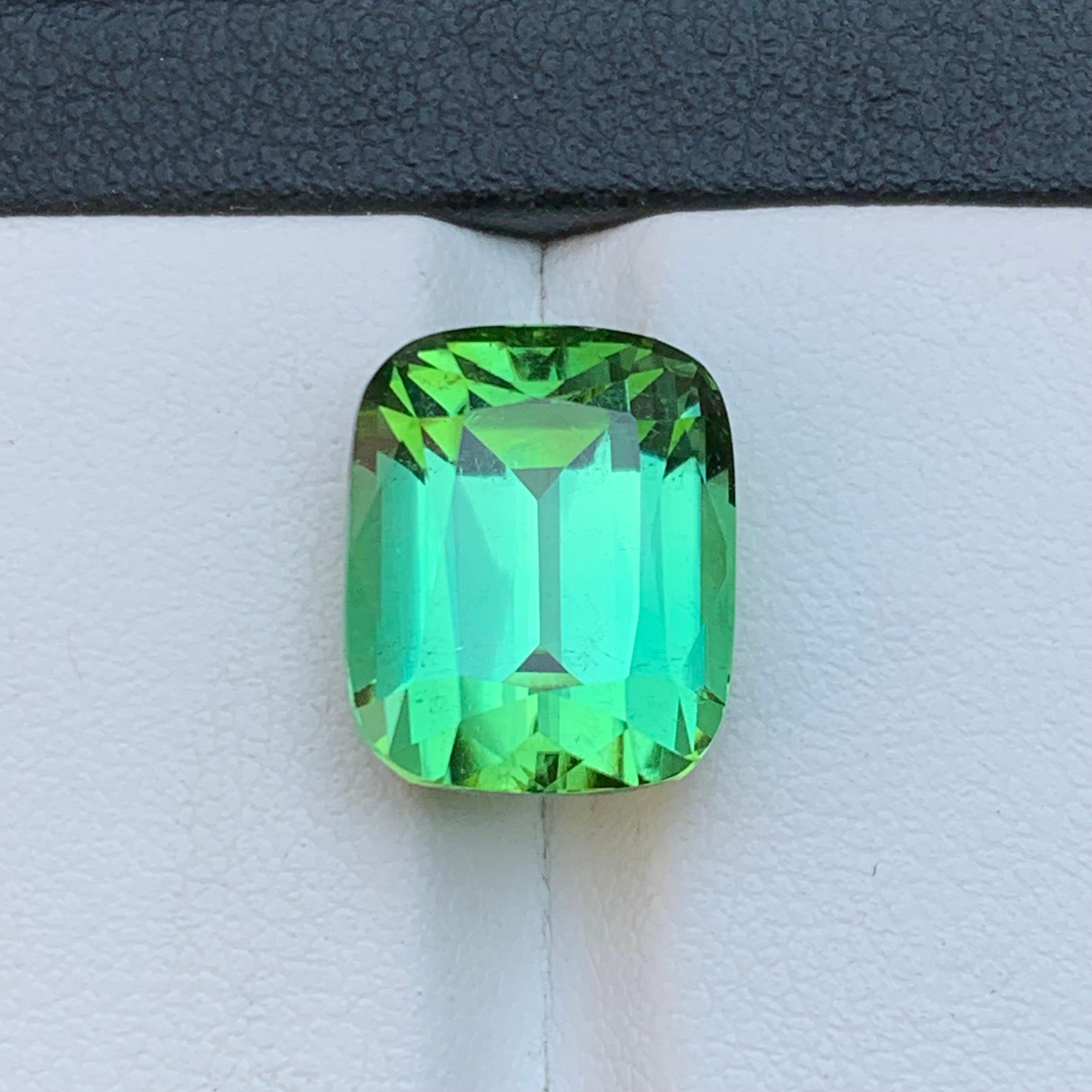 Vibrant Minty Green Natural Tourmaline Ring, Pendant Loose Gemstone 11.55 Carat For Sale 6