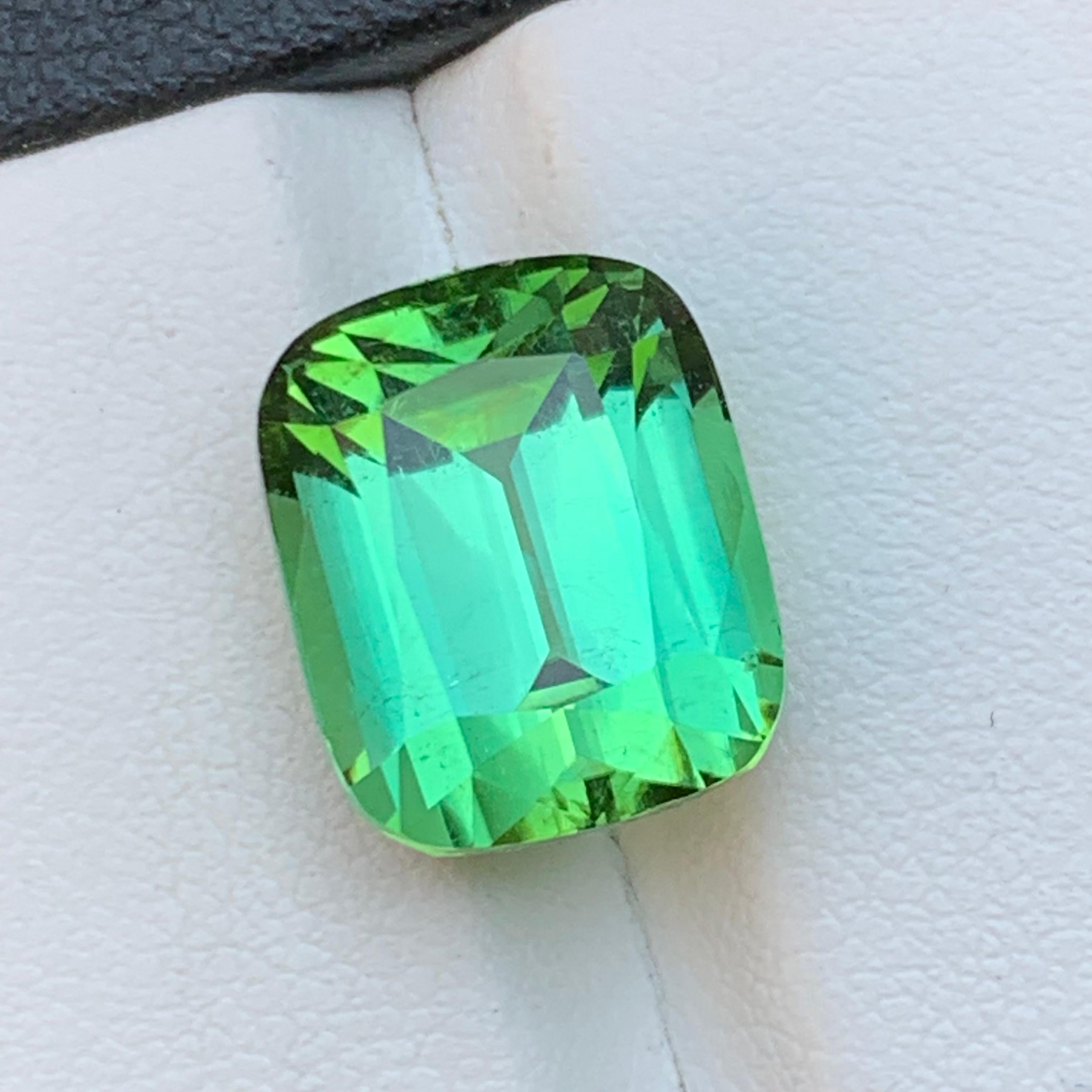 Contemporary Vibrant Minty Green Natural Tourmaline Ring, Pendant Loose Gemstone 11.55 Carat For Sale